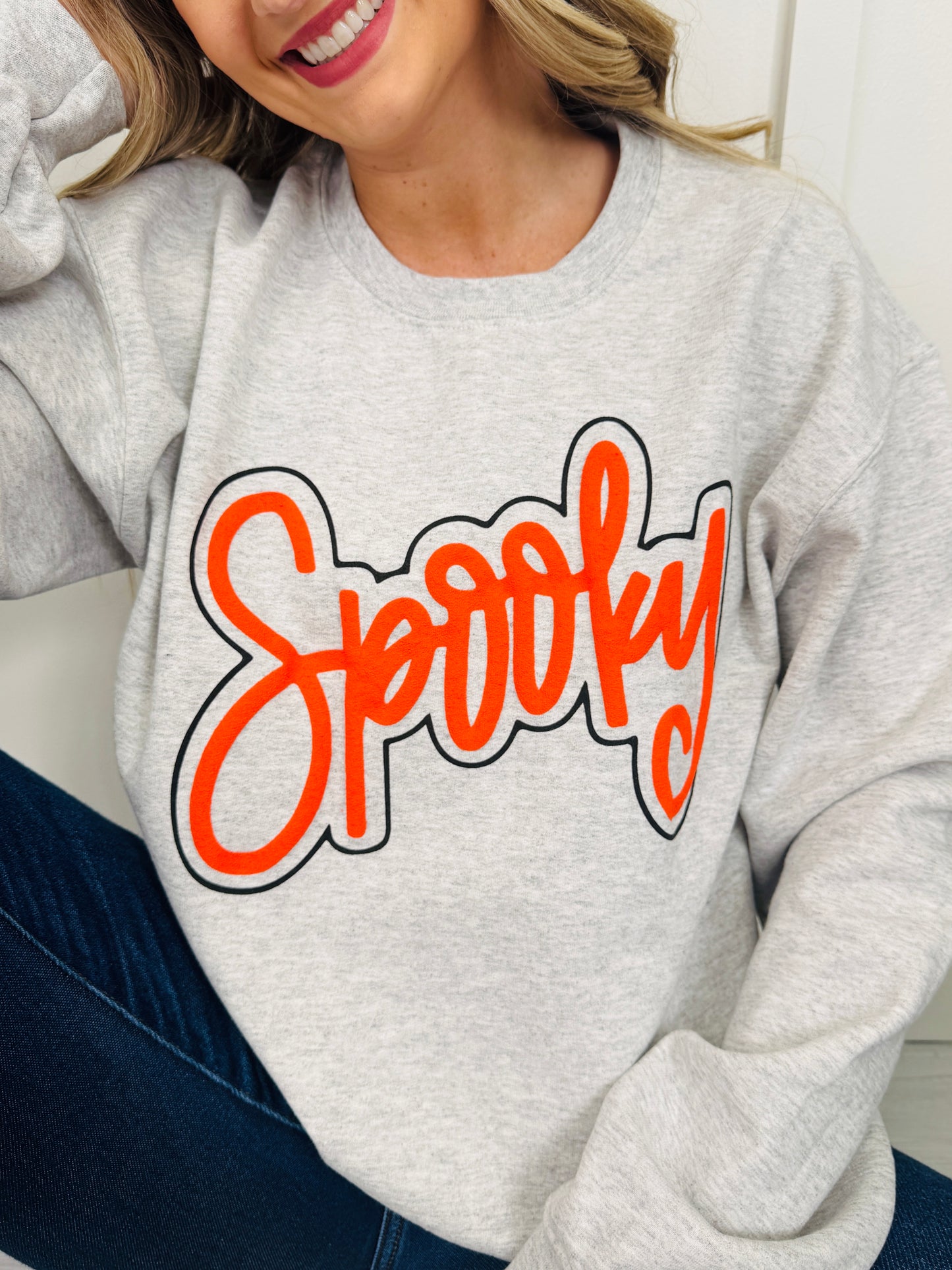 Spooky Script Graphic Crewneck Sweatshirt