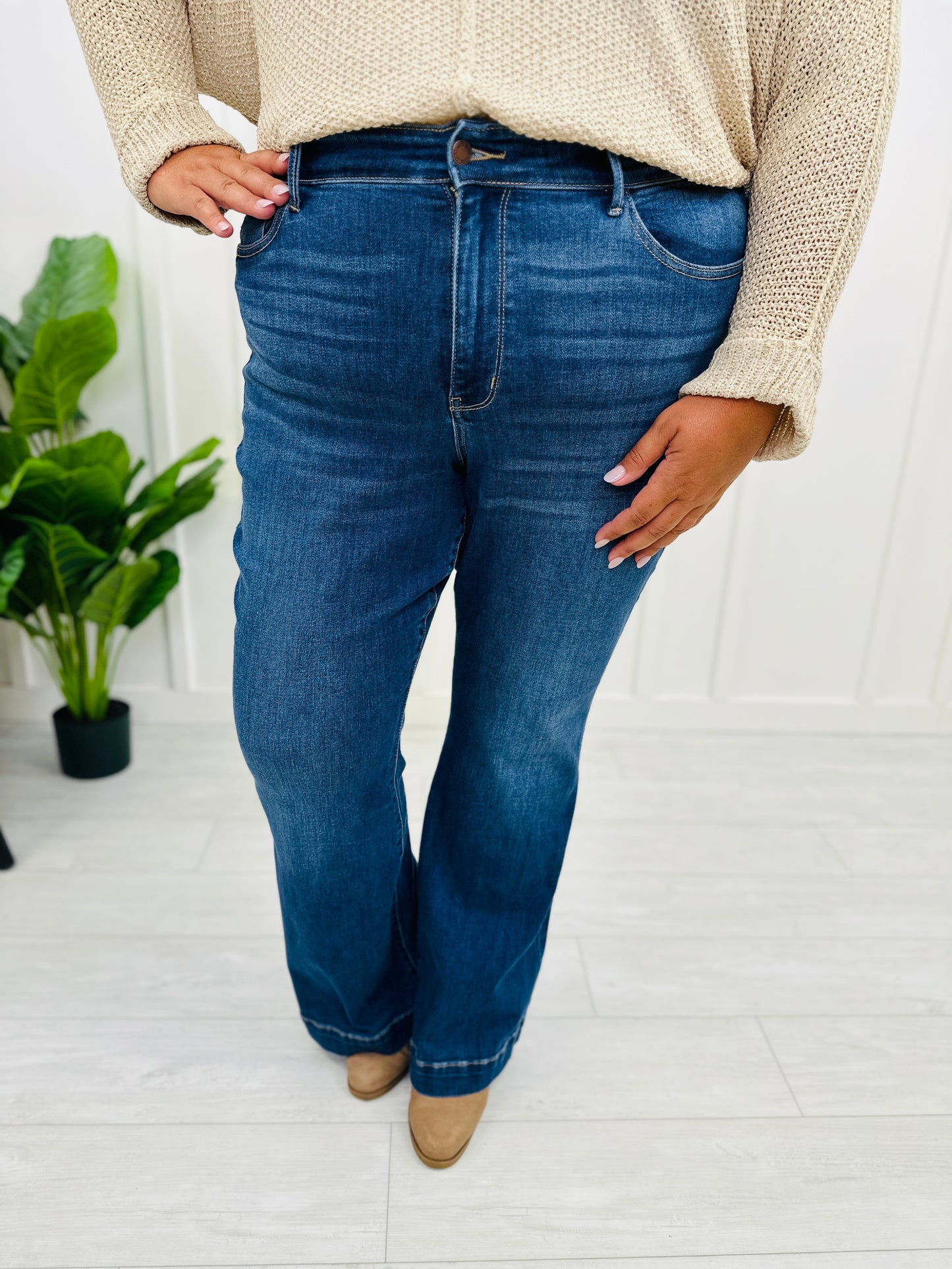 Judy Blue REG/CURVY Always There Flare Jeans