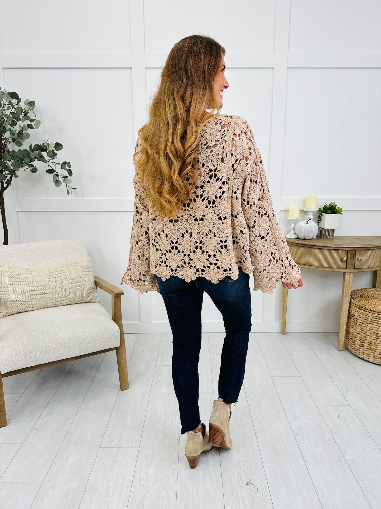 Sunday Romance Top In Latte