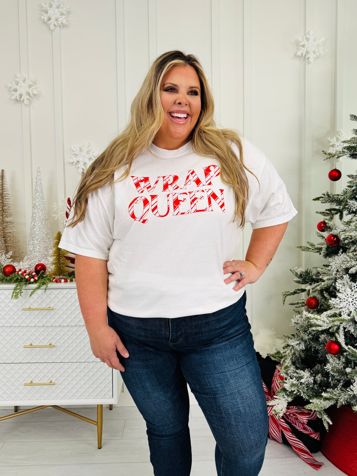 Wrap Queen Graphic Tee