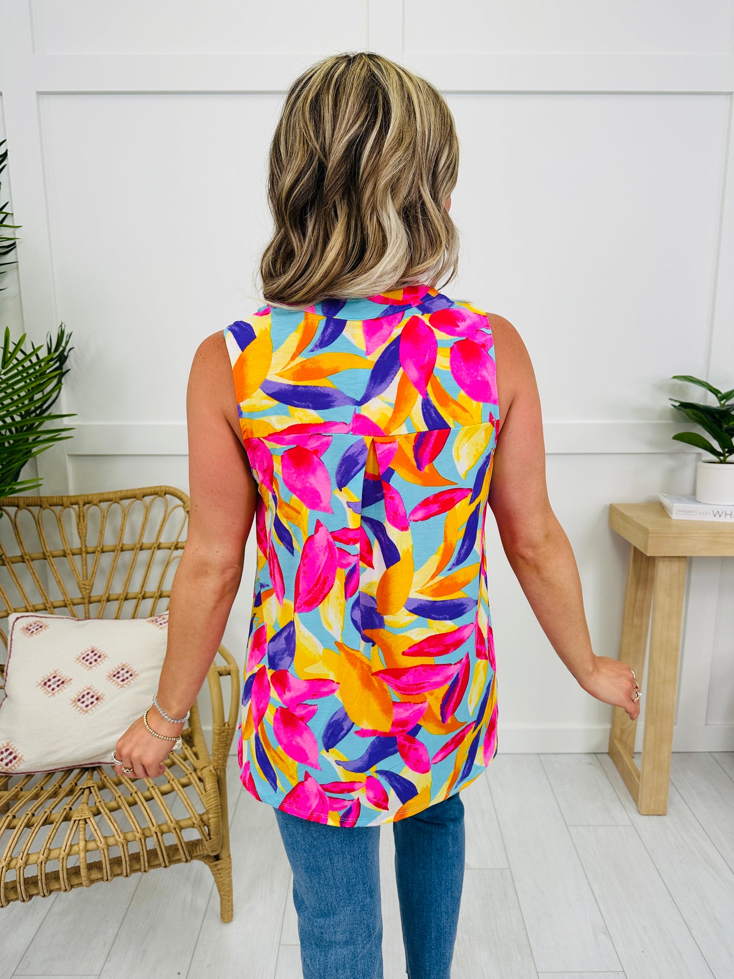 Sunny Days Tank Top in Grace Bay