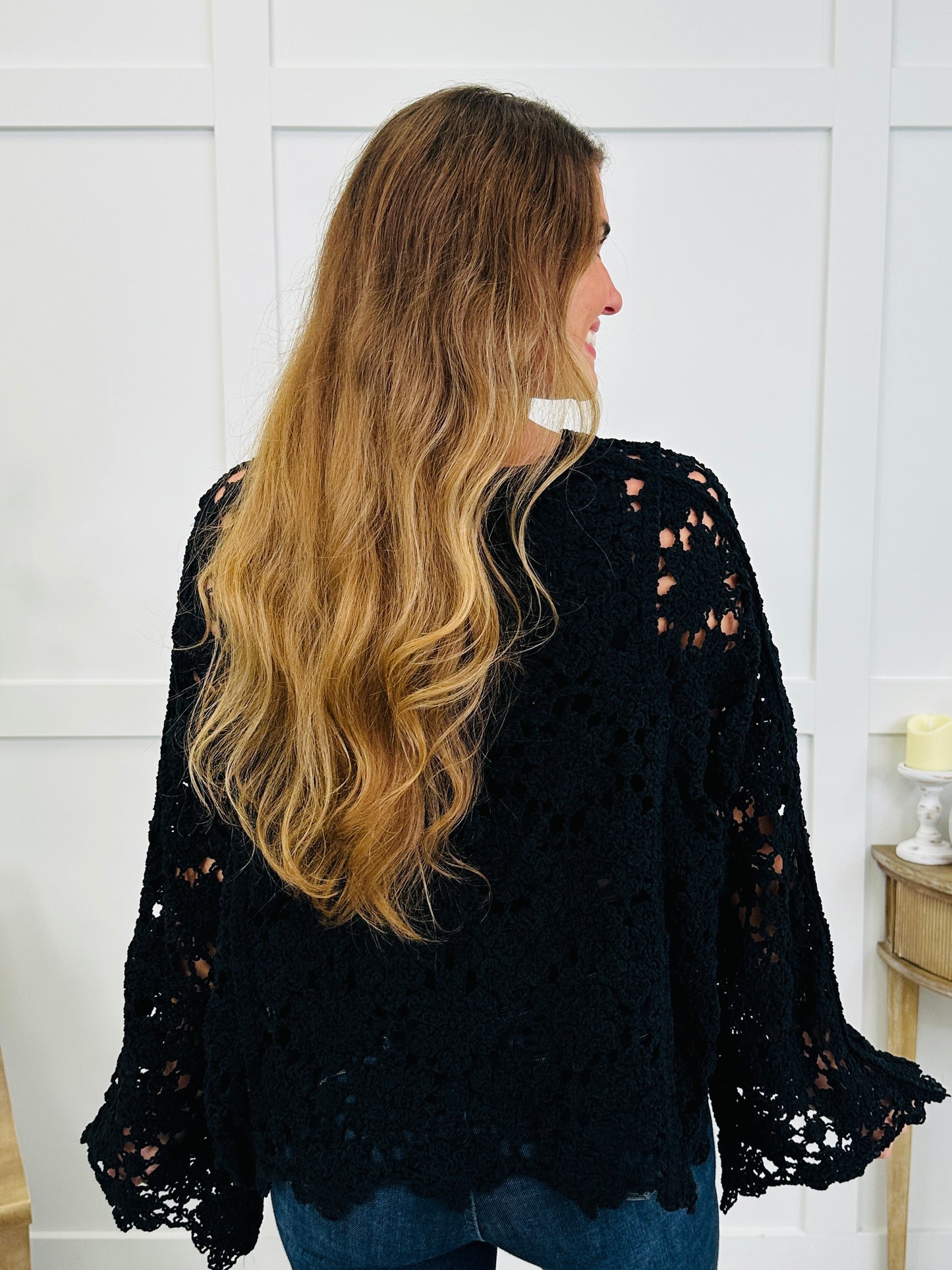 Sunday Romance Top In Black