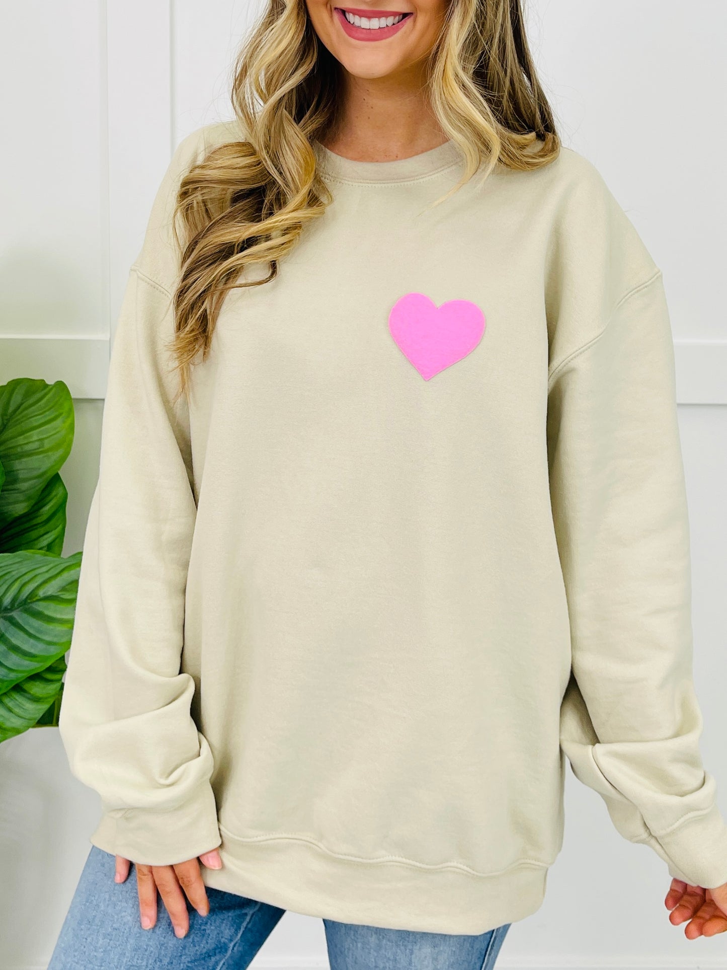 Happiest When Dilly Dallying Graphic Crewneck Sweatshirt