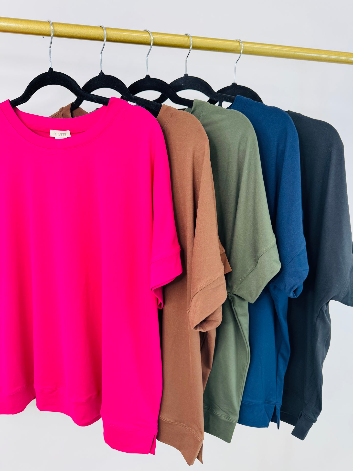 Momentum Moves Top- Multiple Colors!