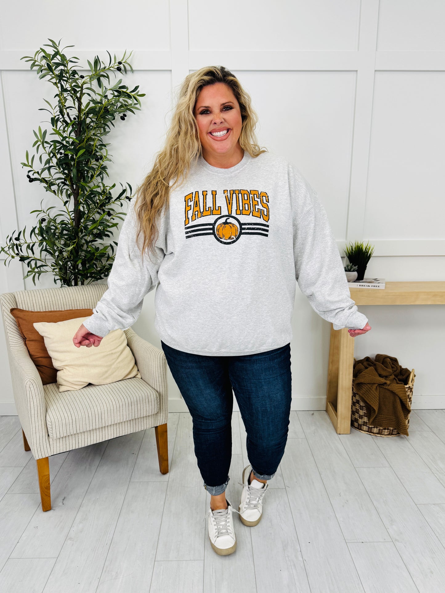 Fall Vibes Graphic Crewneck Sweatshirt