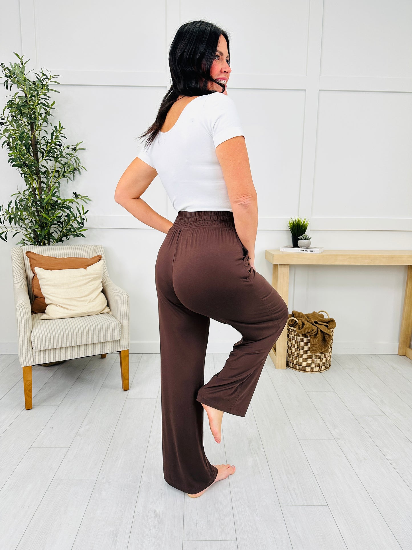 Soft Spoken Stroll Pants