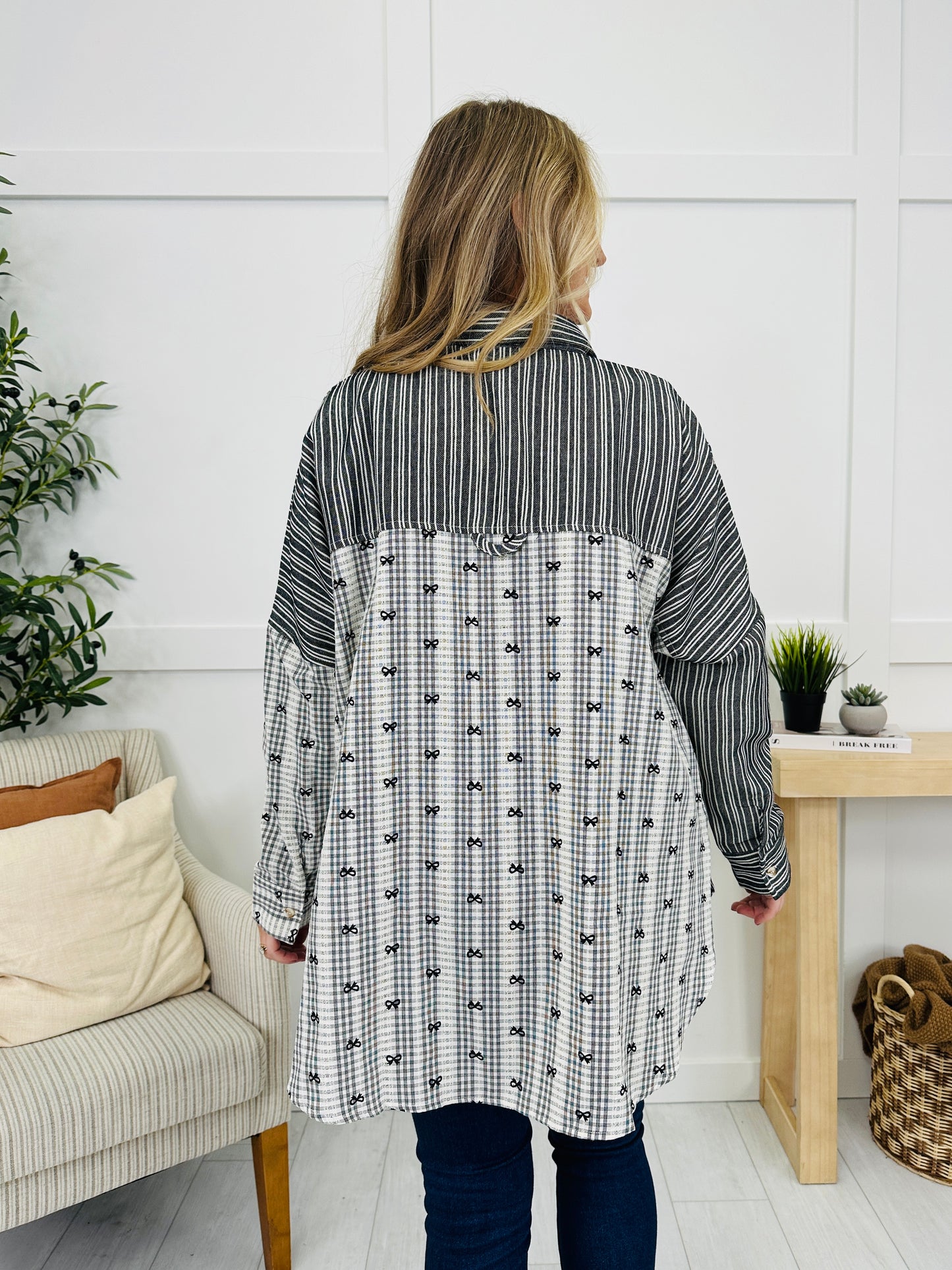 Borderline Bold Top