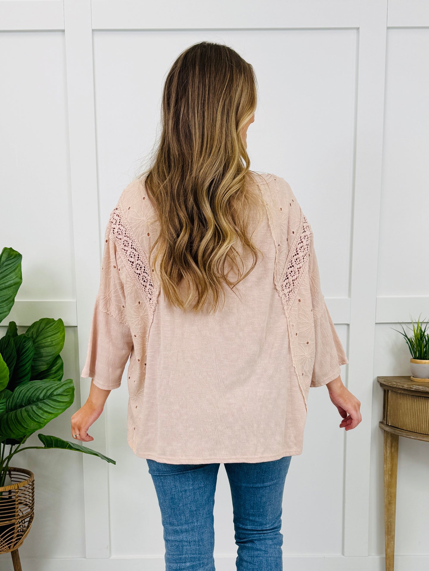 Streamlined Style Top in Natural