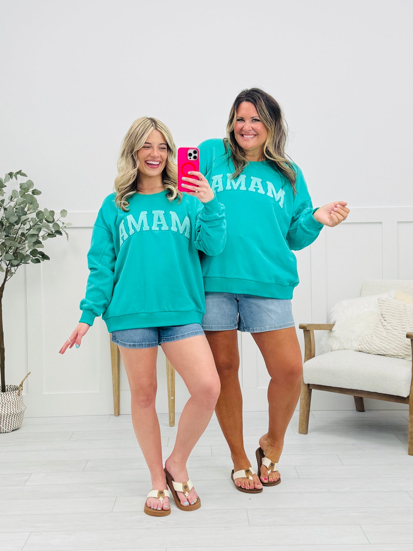 On-the-Go Mama Outfit