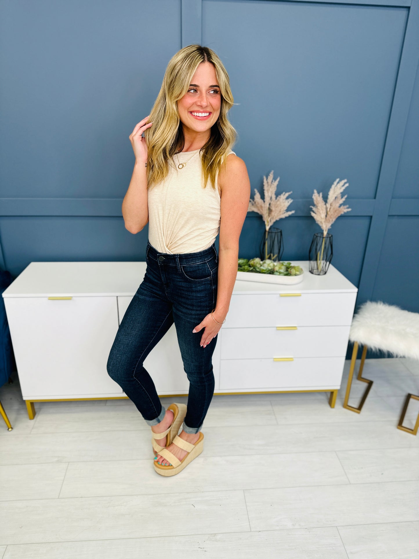 Judy Blue Dreamland Midrise Skinny Jeans