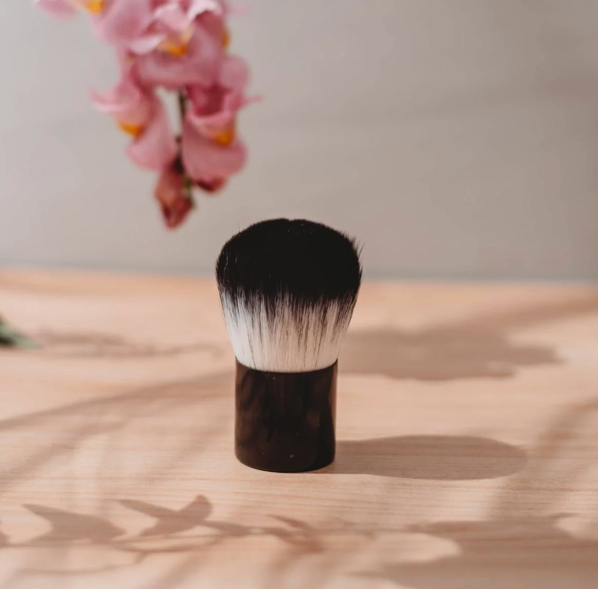 Self Tanning Kabuki Brush