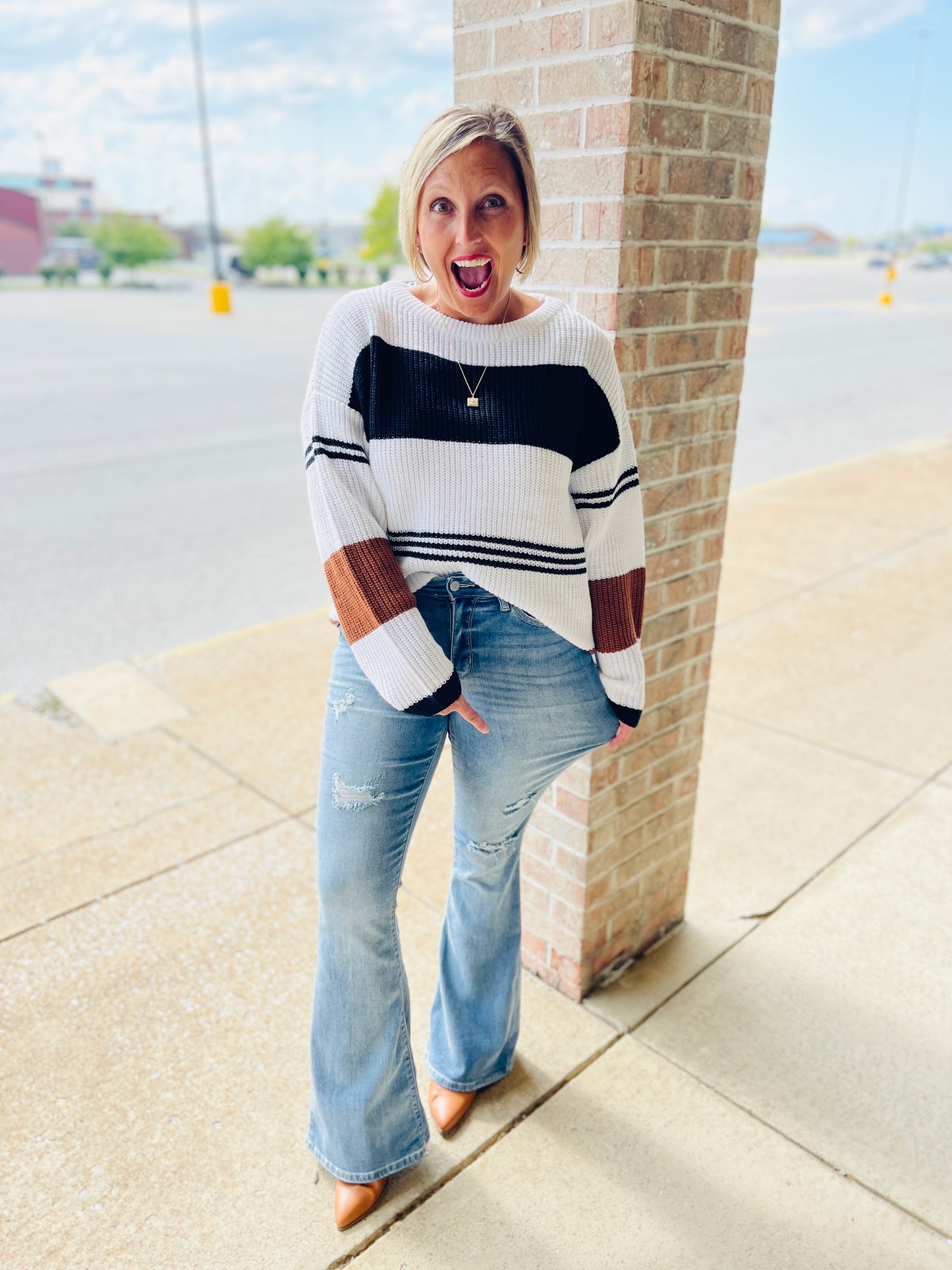 Restock! Judy Blue Plus/Reg Fab & Fun Flare Jeans