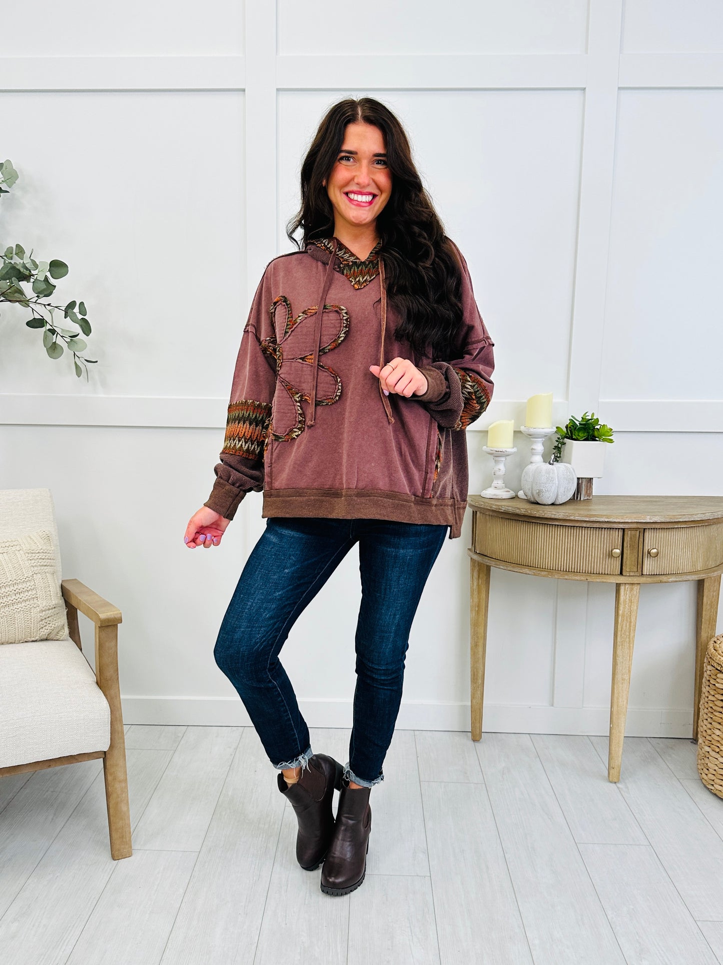 Highway To Somewhere Sweatshirt in Chocolate Brown