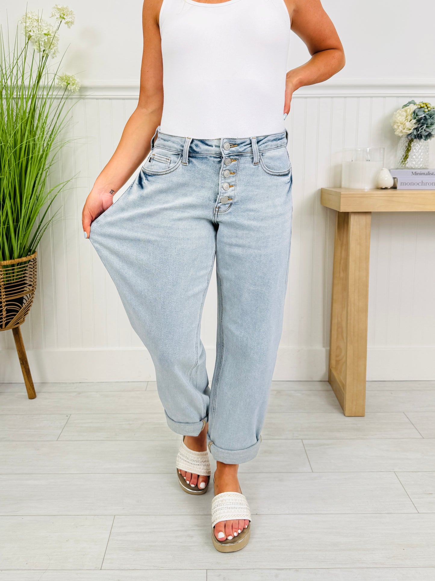 Judy Blue Everyday Style Slim Barrel Jeans