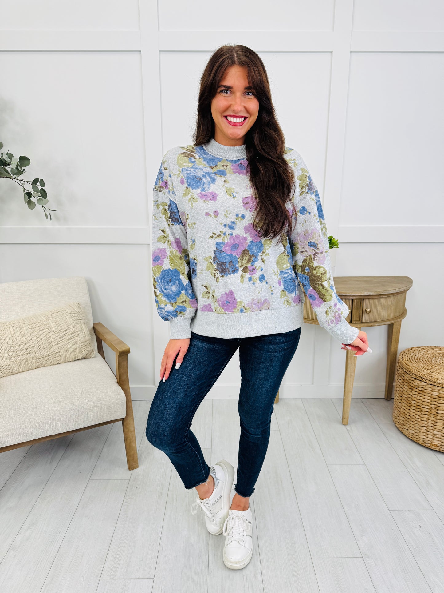 Sunday Blooms Top In H Gray Mix