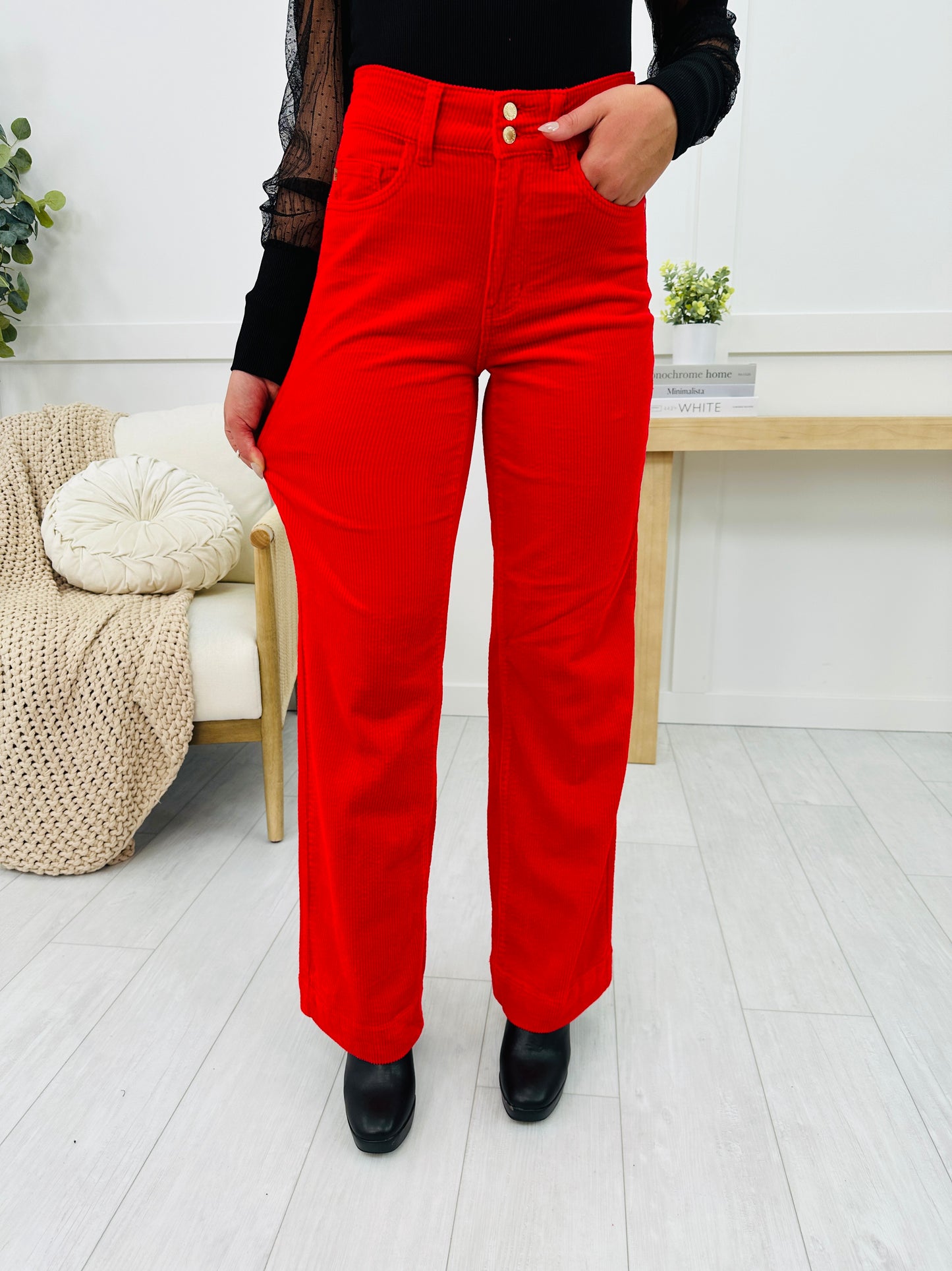 Judy Blue All is Bright Wide Leg Corduroy Trousers in Reg/Curvy