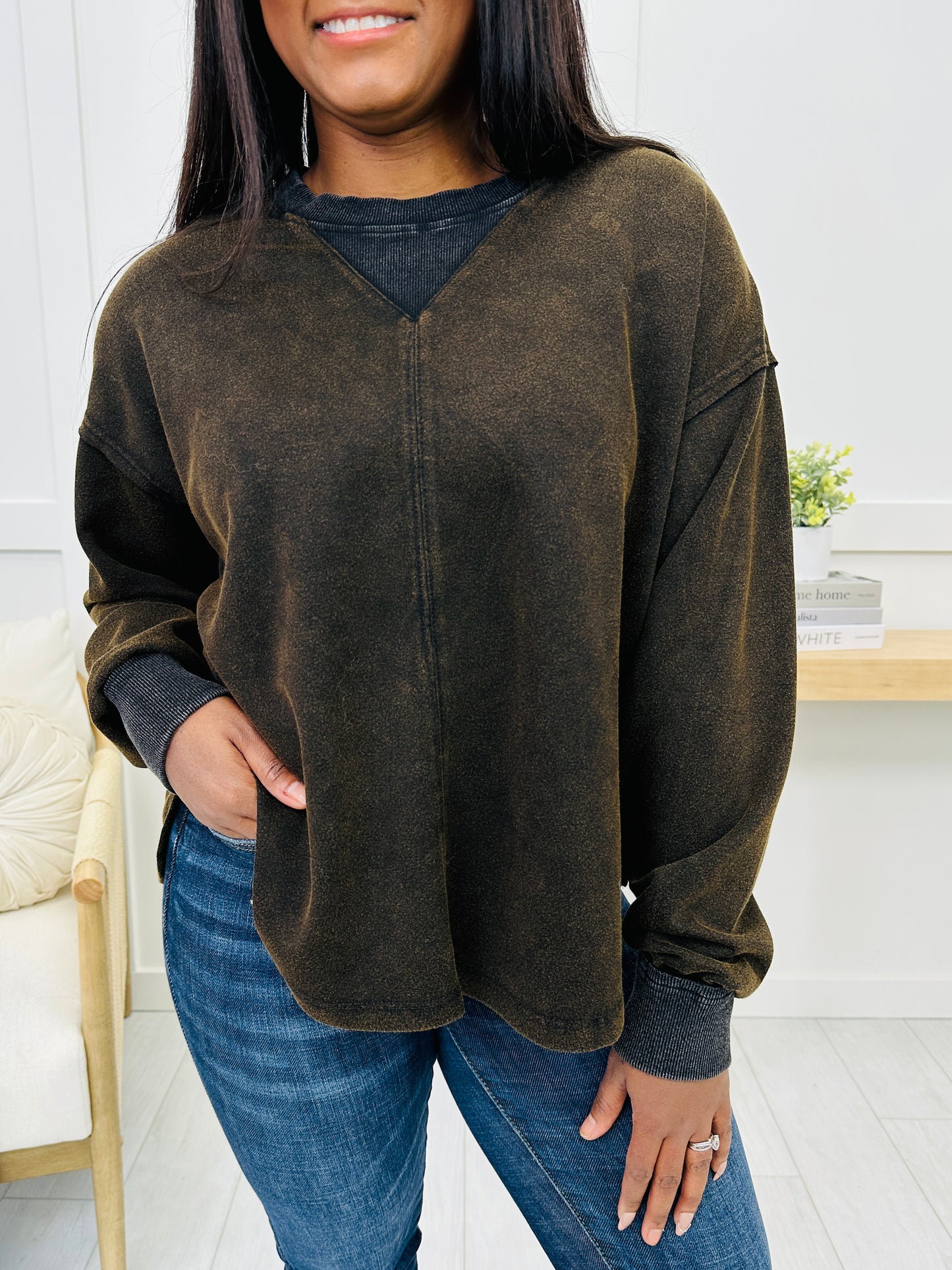 Onyx Ease Pullover