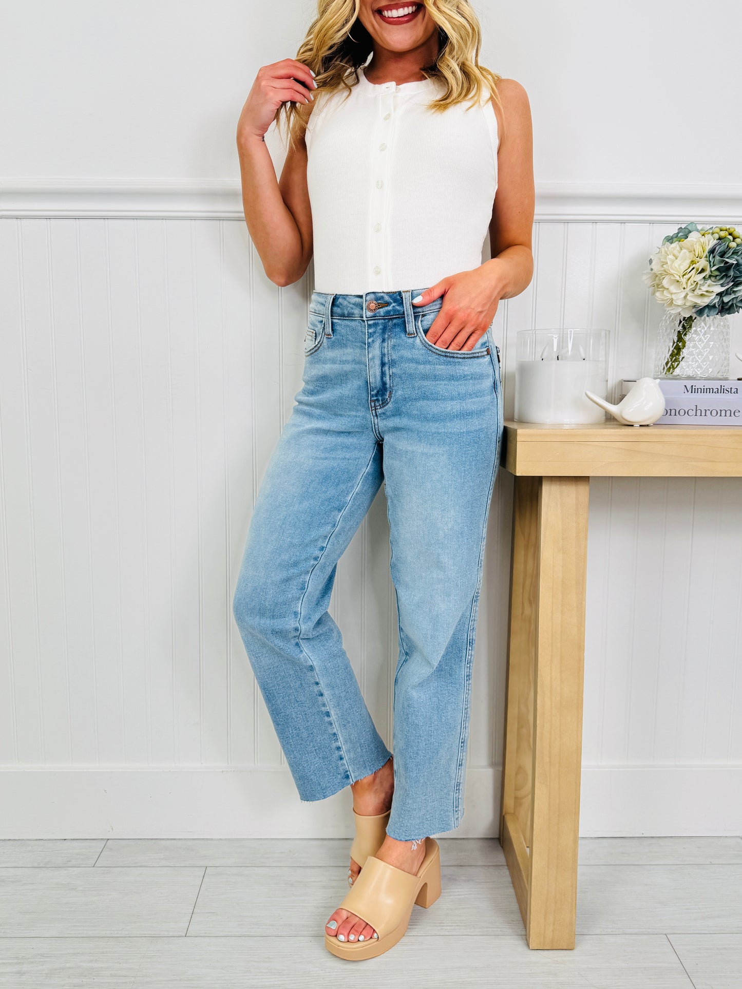 Judy Blue Feel Good Fit Ankle Straight Jeans