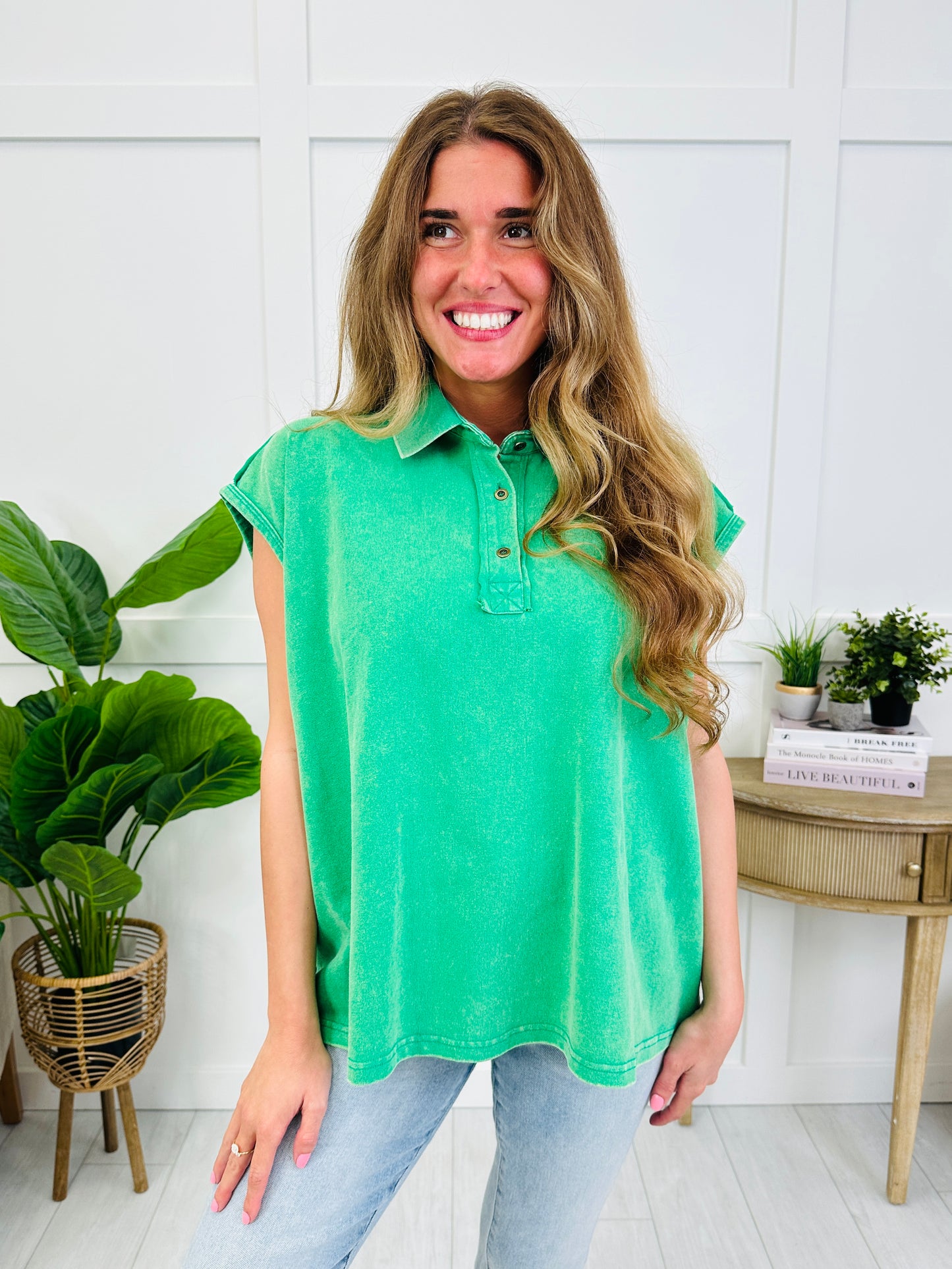 The Relaxed Edit Top In Kelly Green
