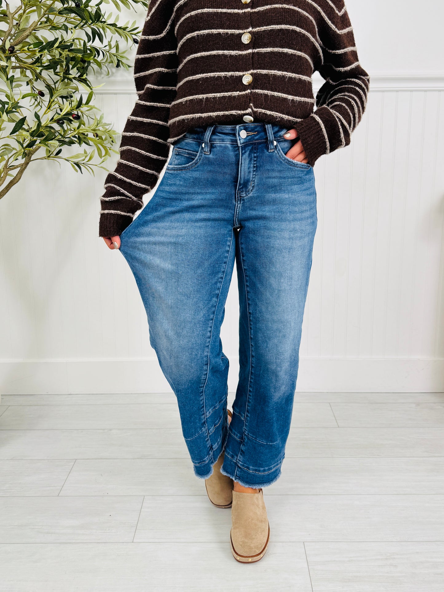 Be Basic Barrel Jeans with Tummy Control