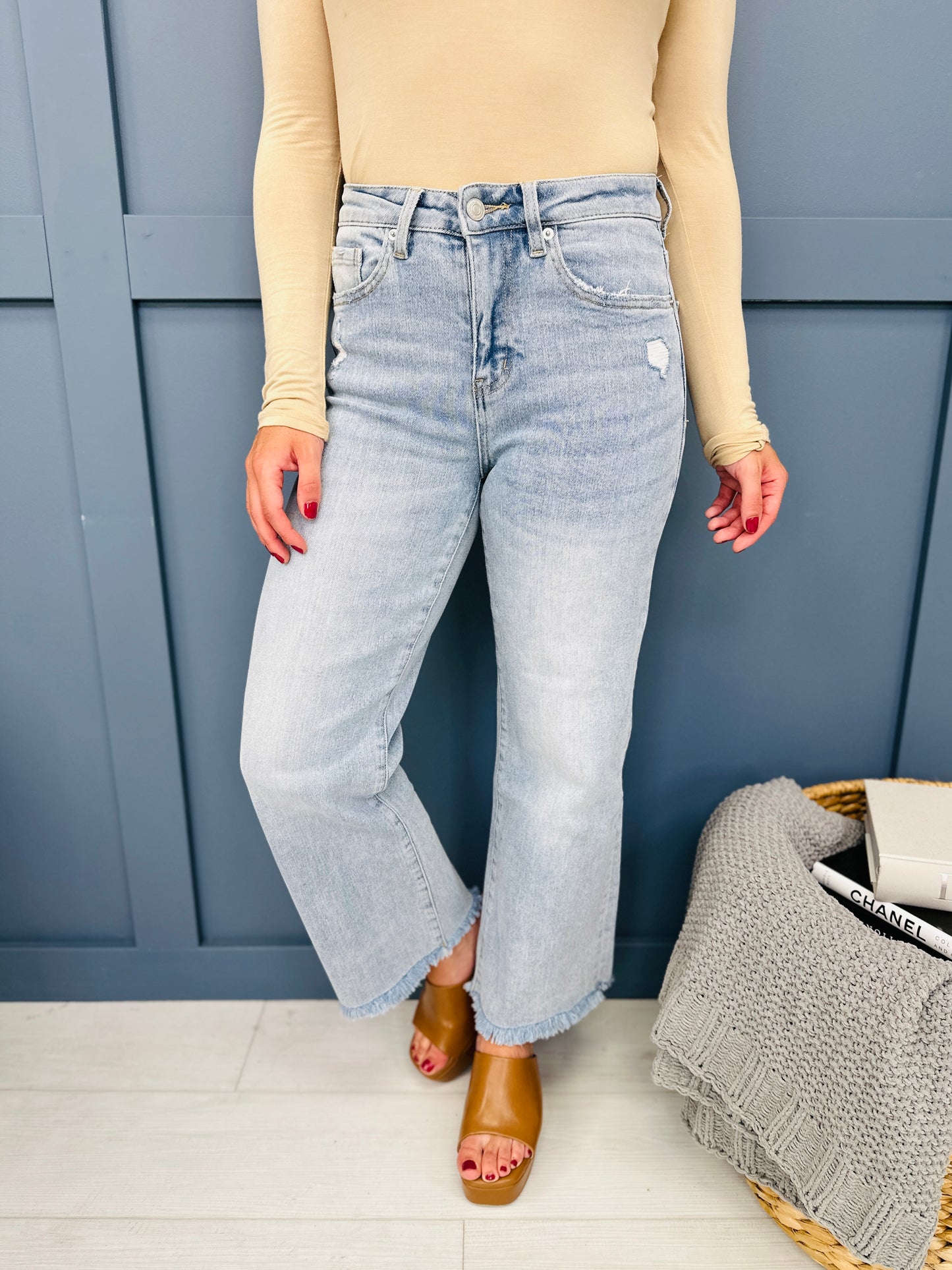 Pop, Lock, and Crop It Wide Leg Cropped Jeans in Reg/Curvy