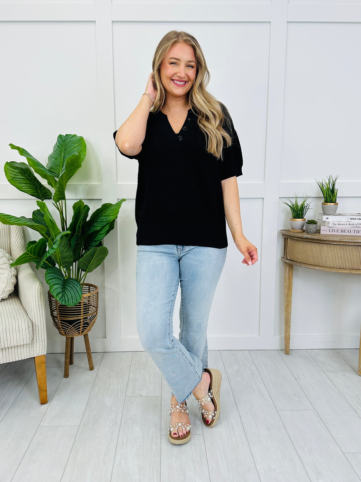 Modern Muse Top In Black