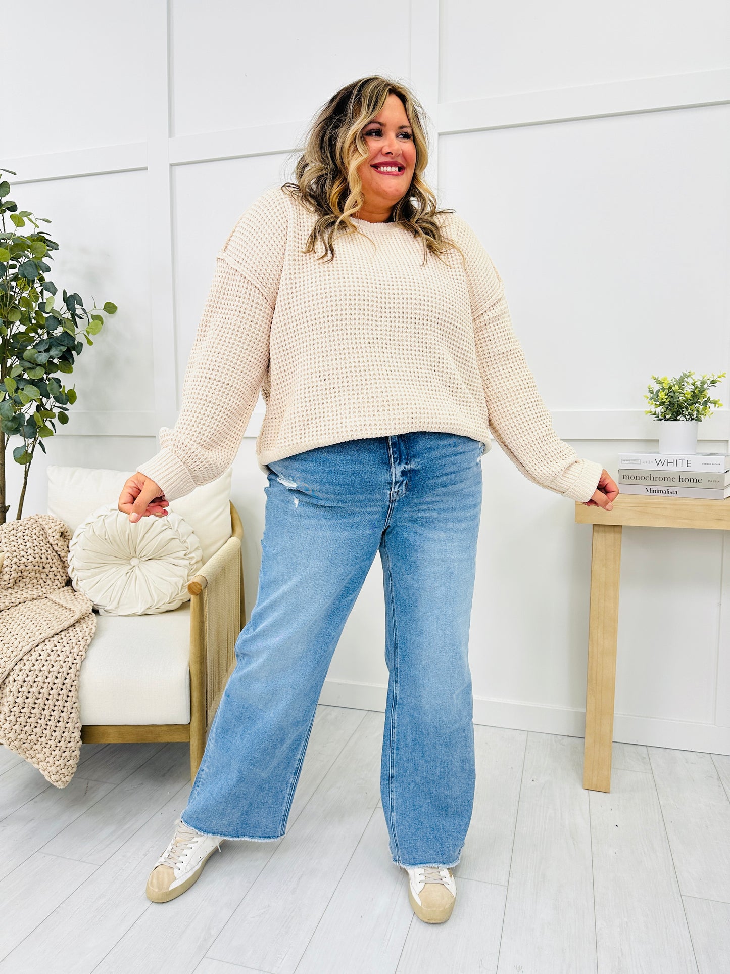 Mica No Regrets Wide Leg Jeans in Reg/Curvy