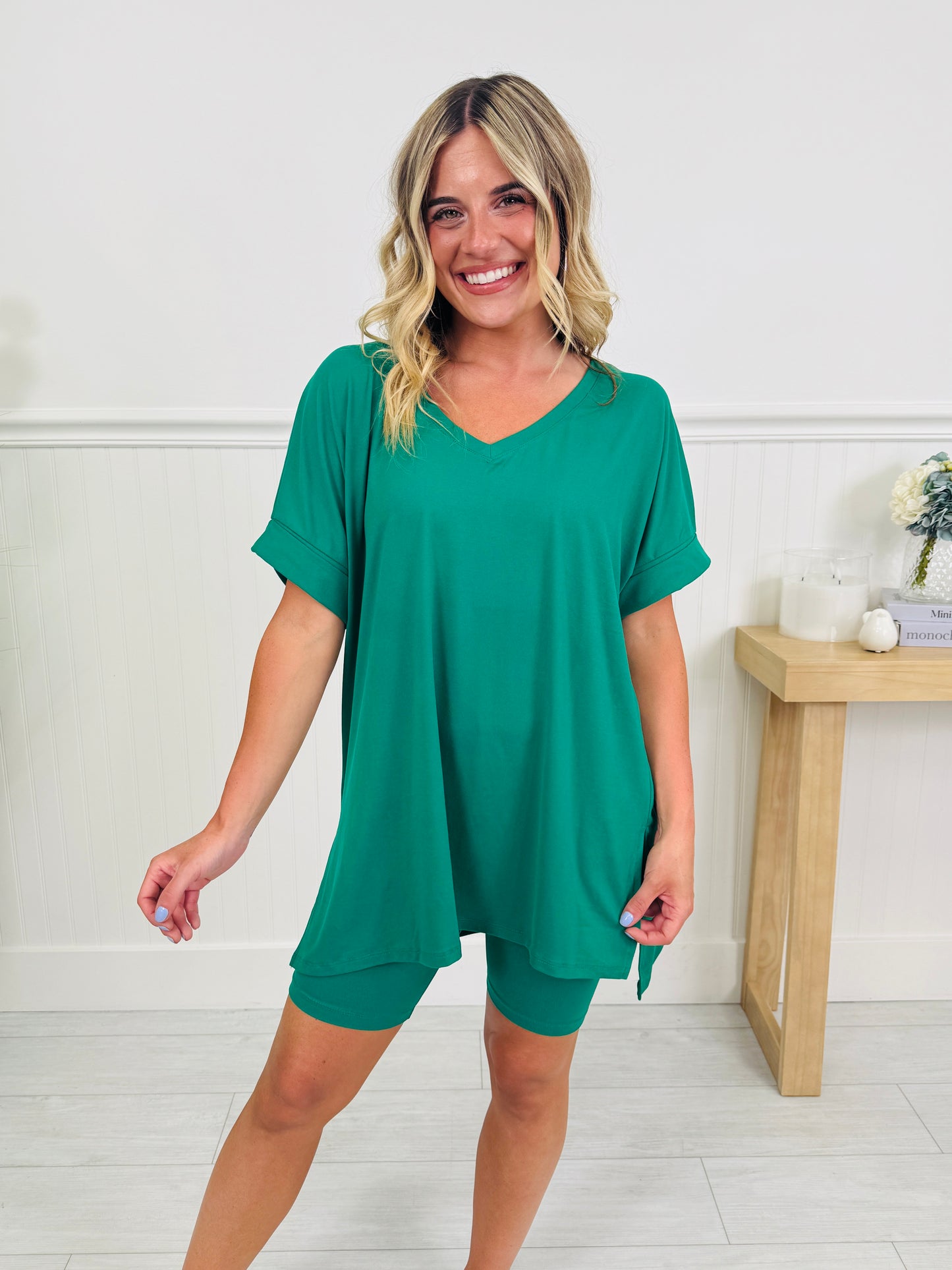 The Comfort Club Set In Multiple Colors