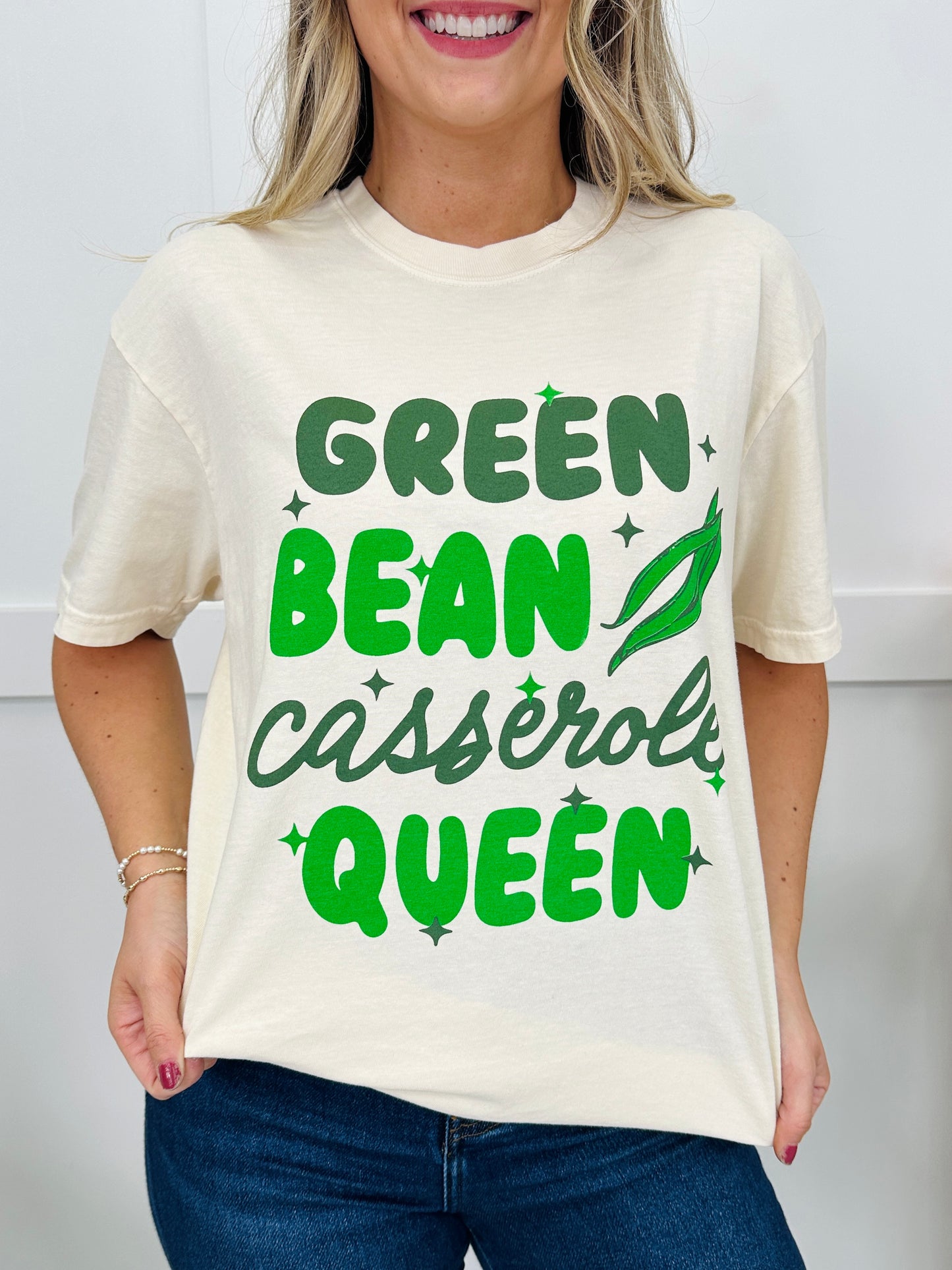 Green Bean Casserole Queen Graphic Tee