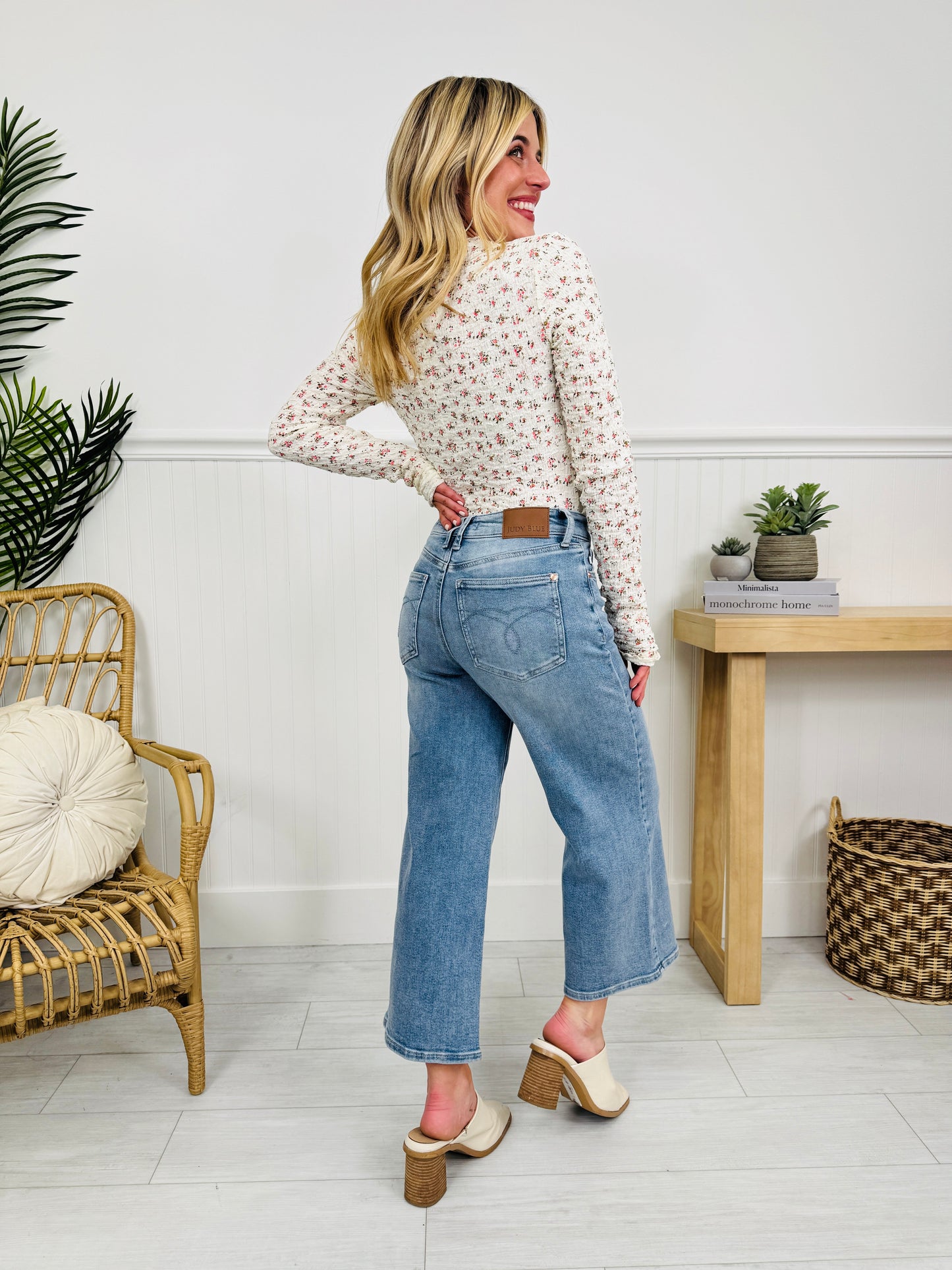 Judy Blue Spring Forward Cropped Wide Leg Jeans