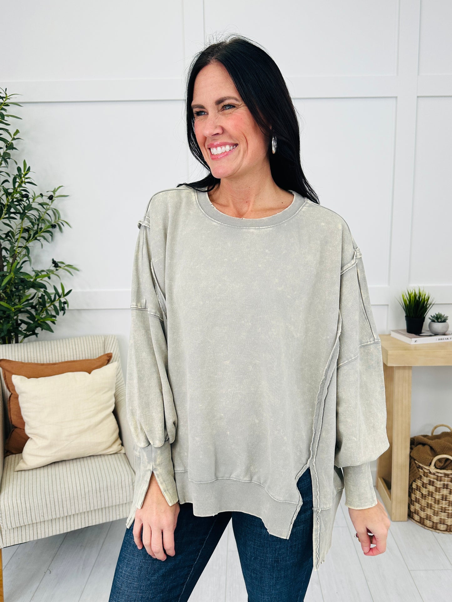 DOORBUSTER! The Fadeaway Pullover- Multiple Colors!