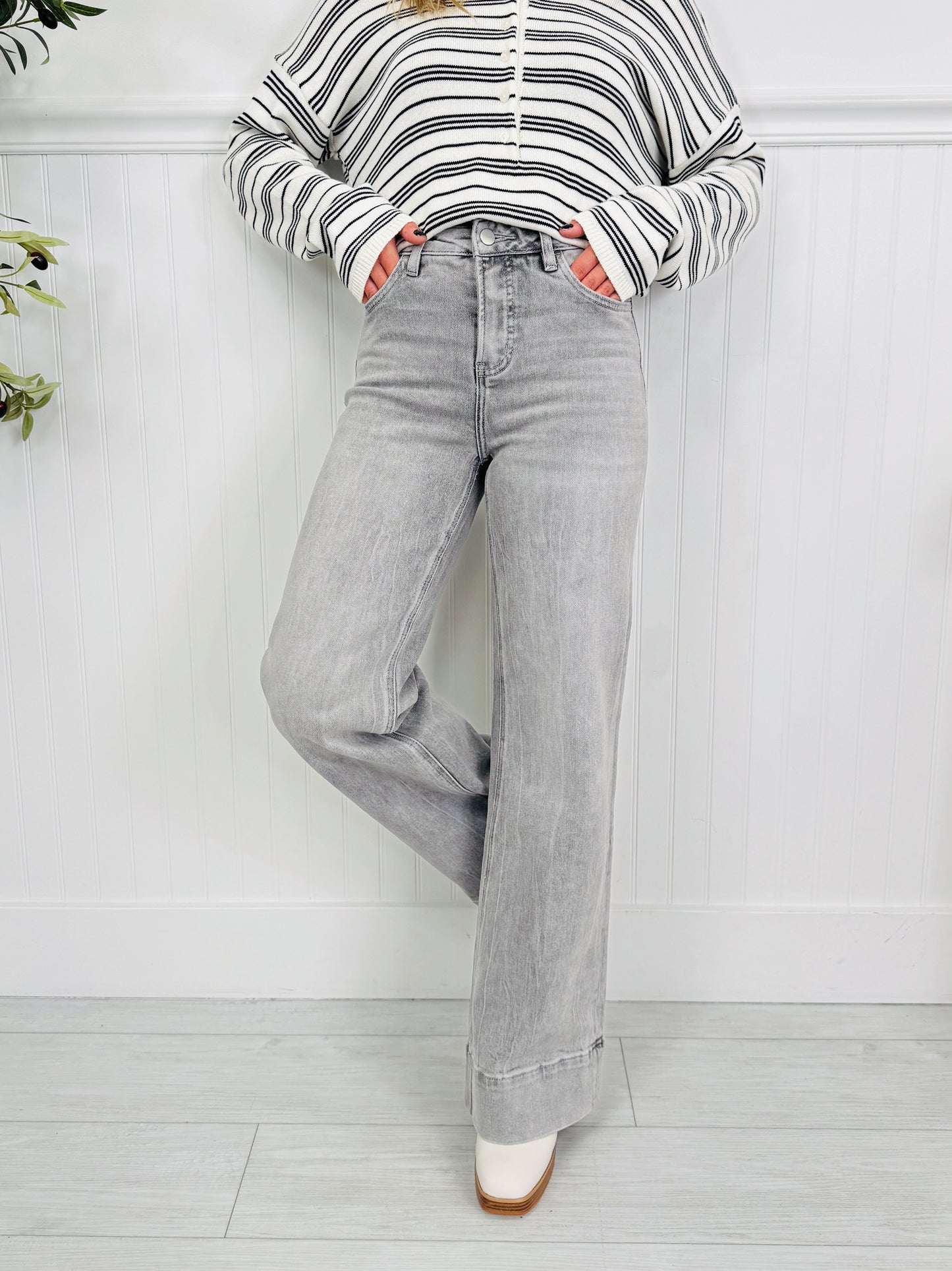 Grey Goals Tummy Control Wide Leg Jeans In Multiple Inseams