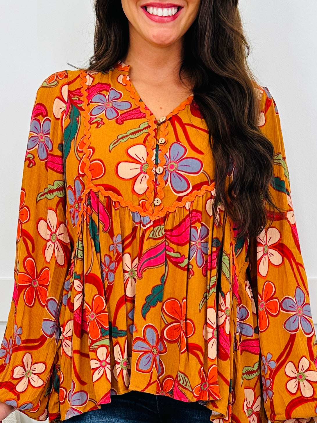 Retro Bloom Top In Camel