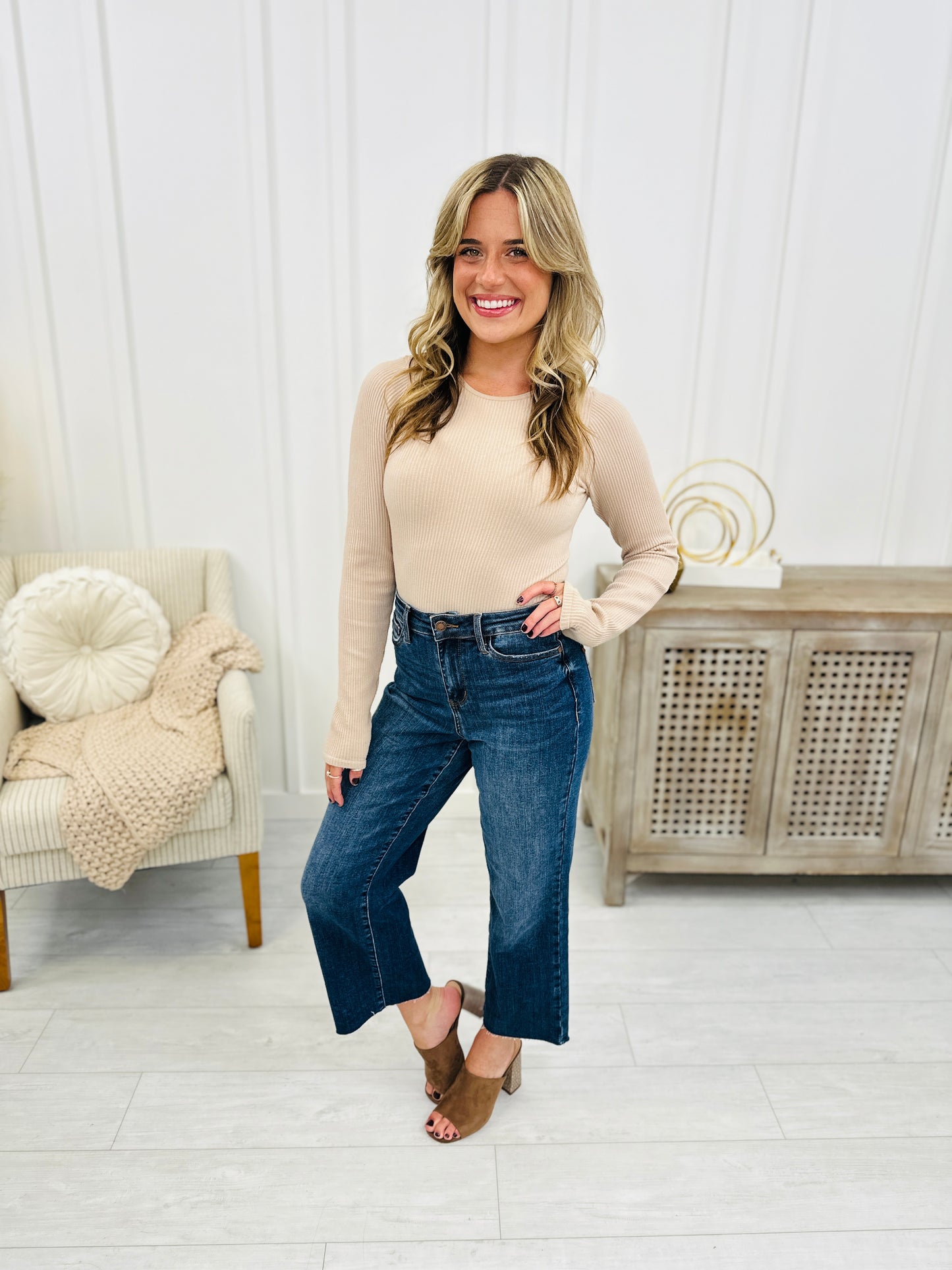 Judy Blue Whenever Wherever Wide Leg Cropped Jeans in Reg/Curvy