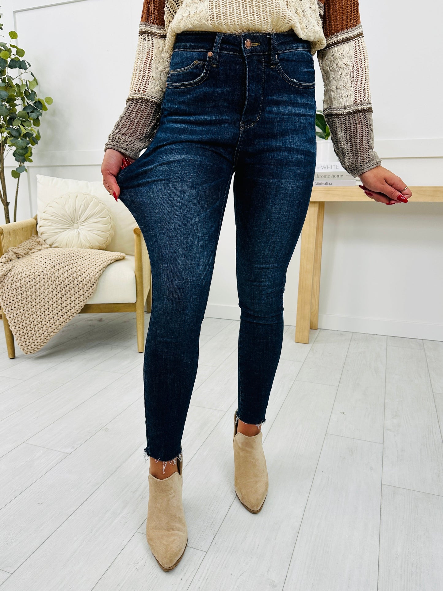 Judy Blue The Trifecta Tummy Control And Butt Lifting Skinny Jeans in REG/CURVY