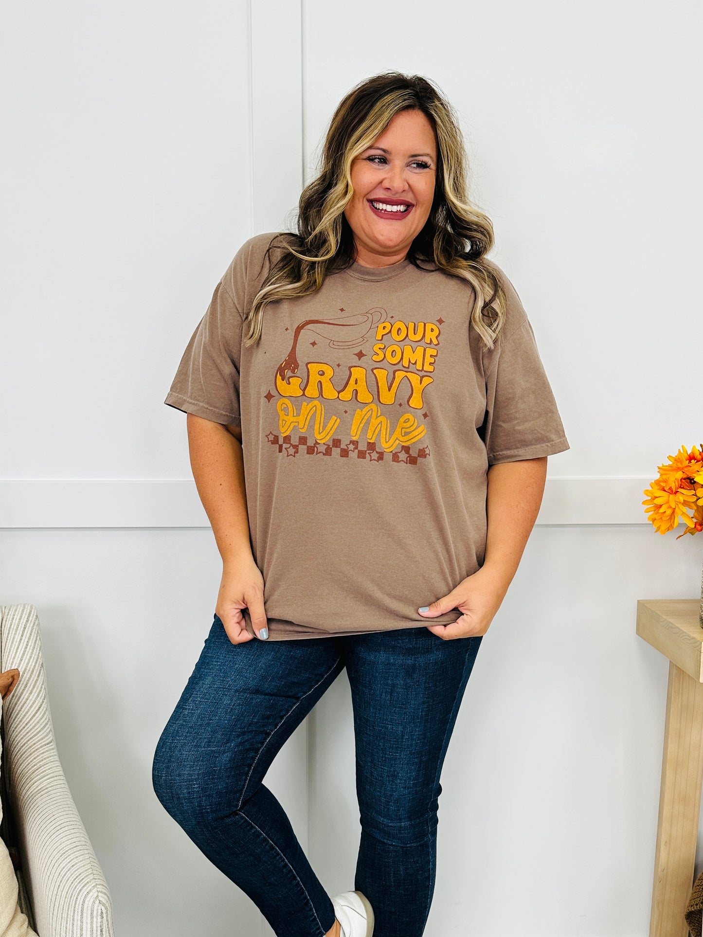 Pour Some Gravy On Me Graphic Tee - Multiple Colors!