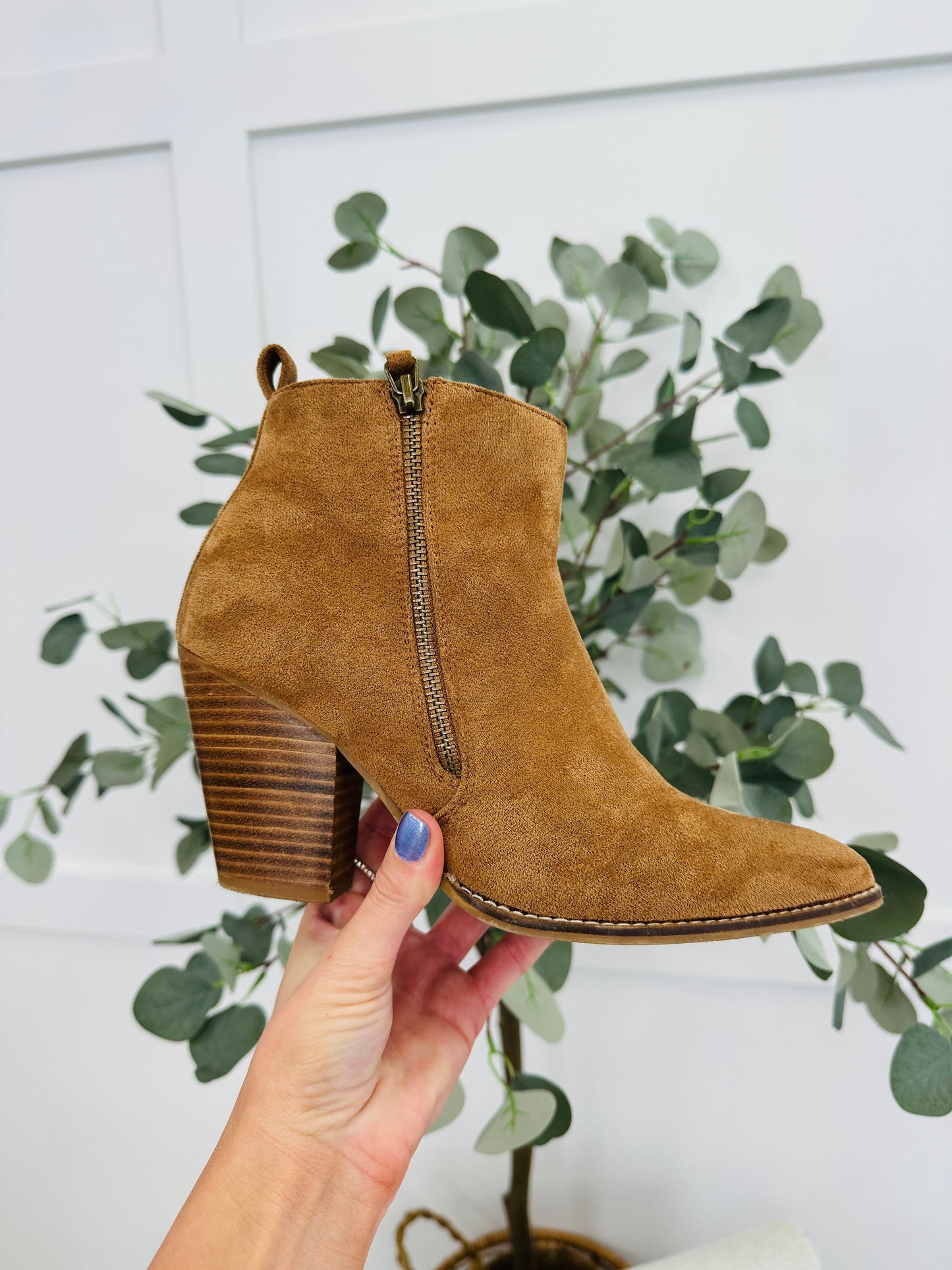 Downtown Days Booties In Tan