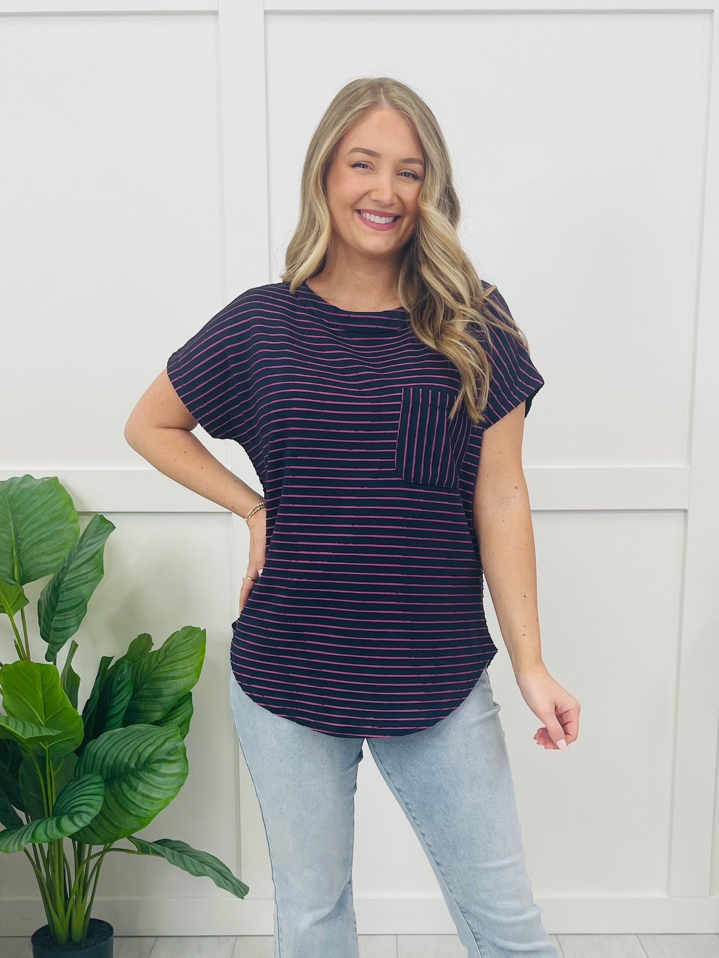 Low Key Stripe Top In Navy