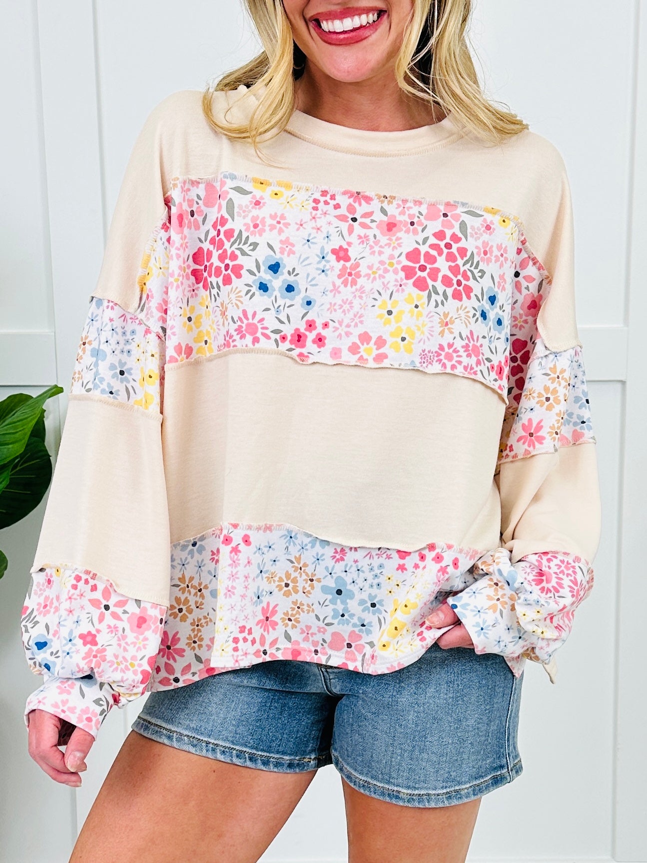 Floral Focus Top In Oatmeal