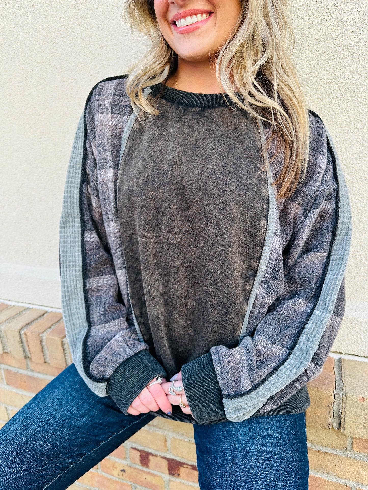 Indecisive Mood Sweatshirt In Grey