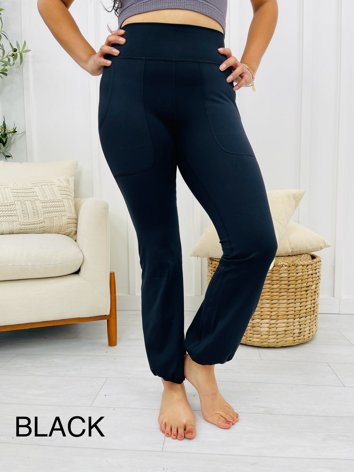 REG/CURVY Urban Flow Leggings- Multiple Colors!