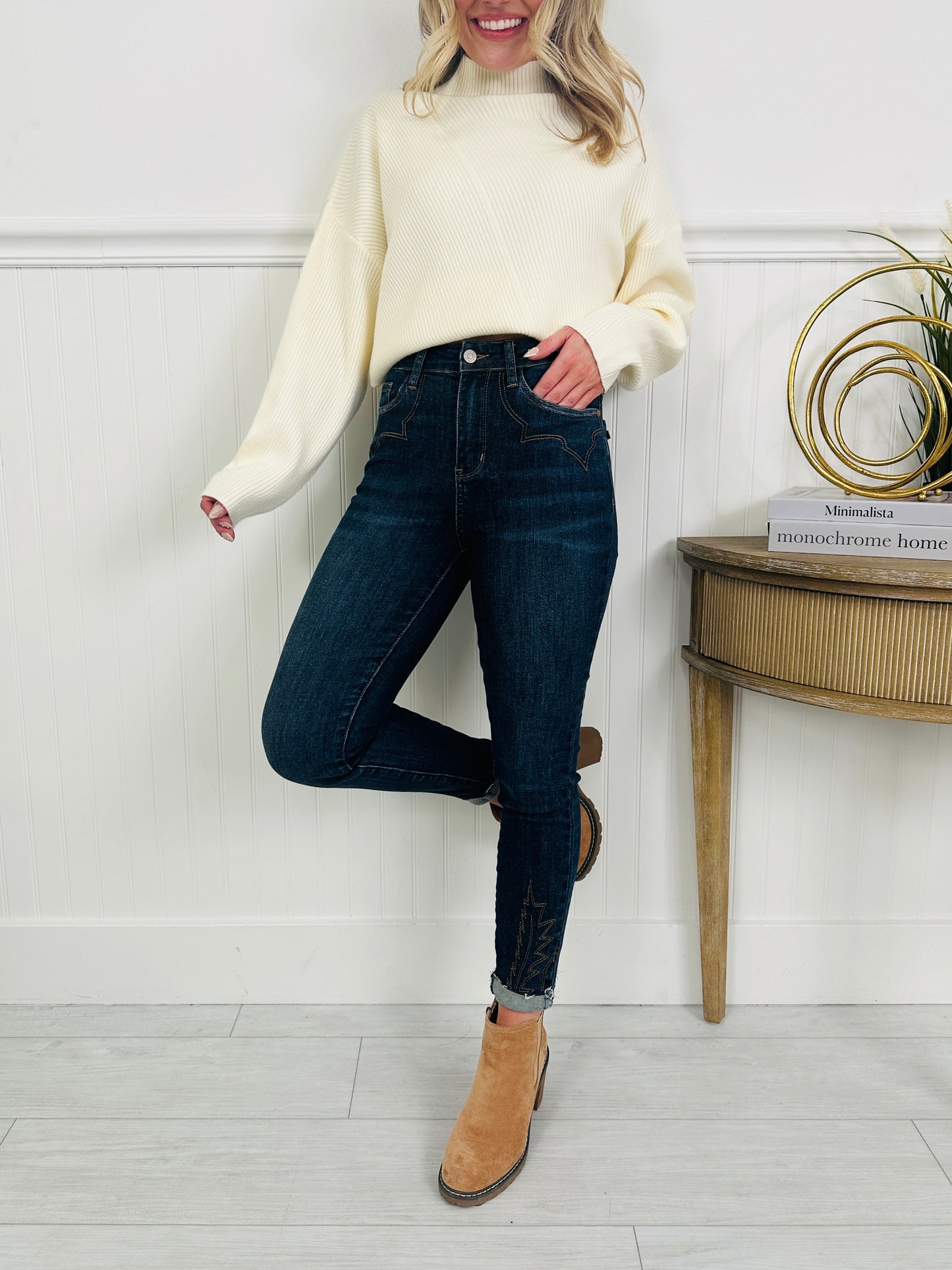 Judy Blue Stitched in Style Skinny Jeans