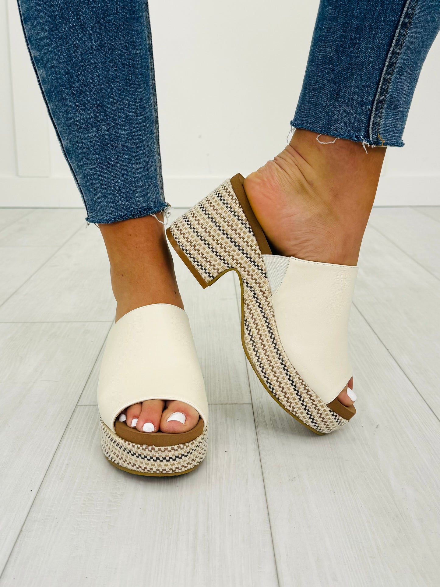 Timeless Tread Wedges In Ivory