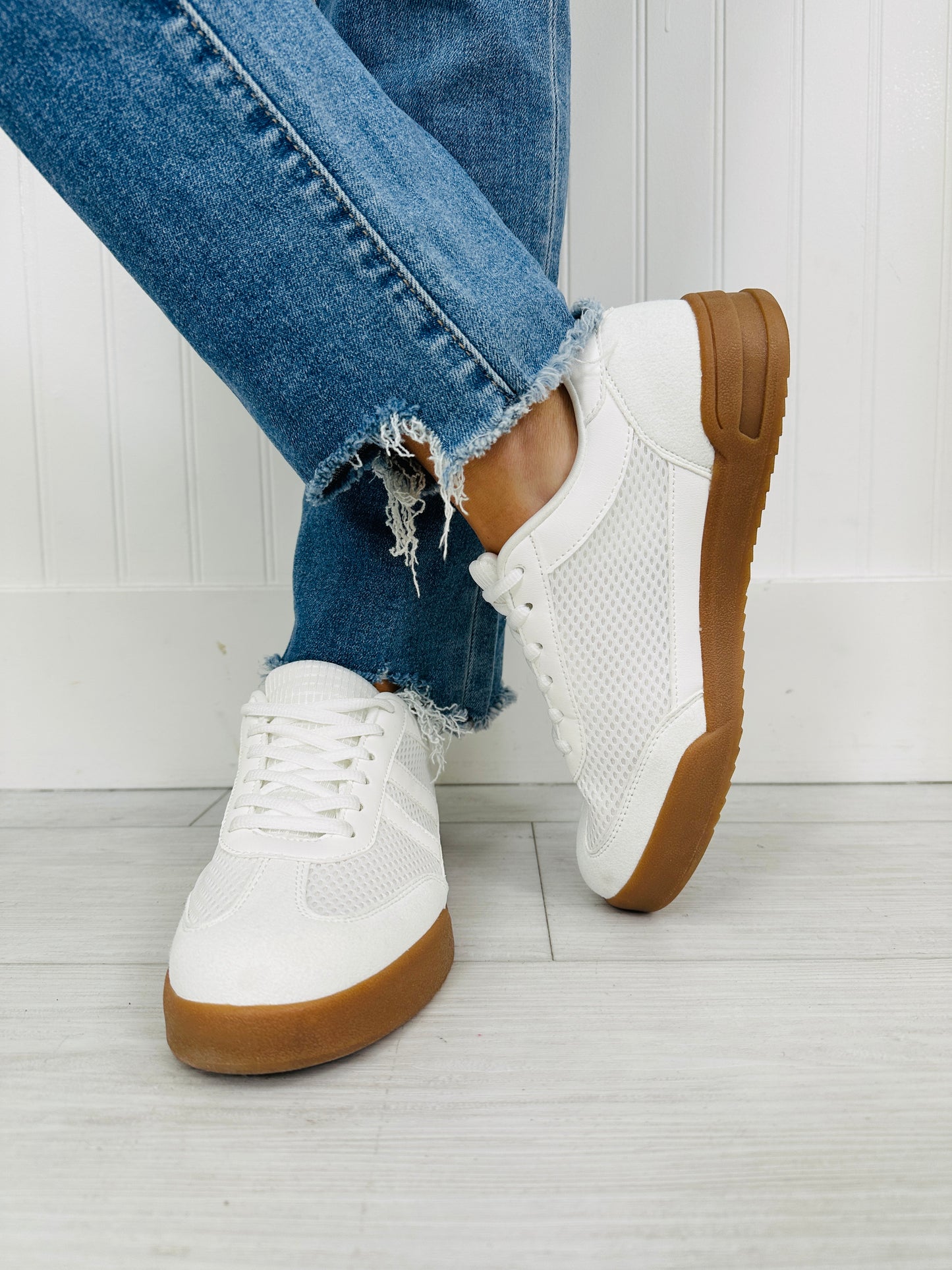 Harmony Blend Sneakers In White