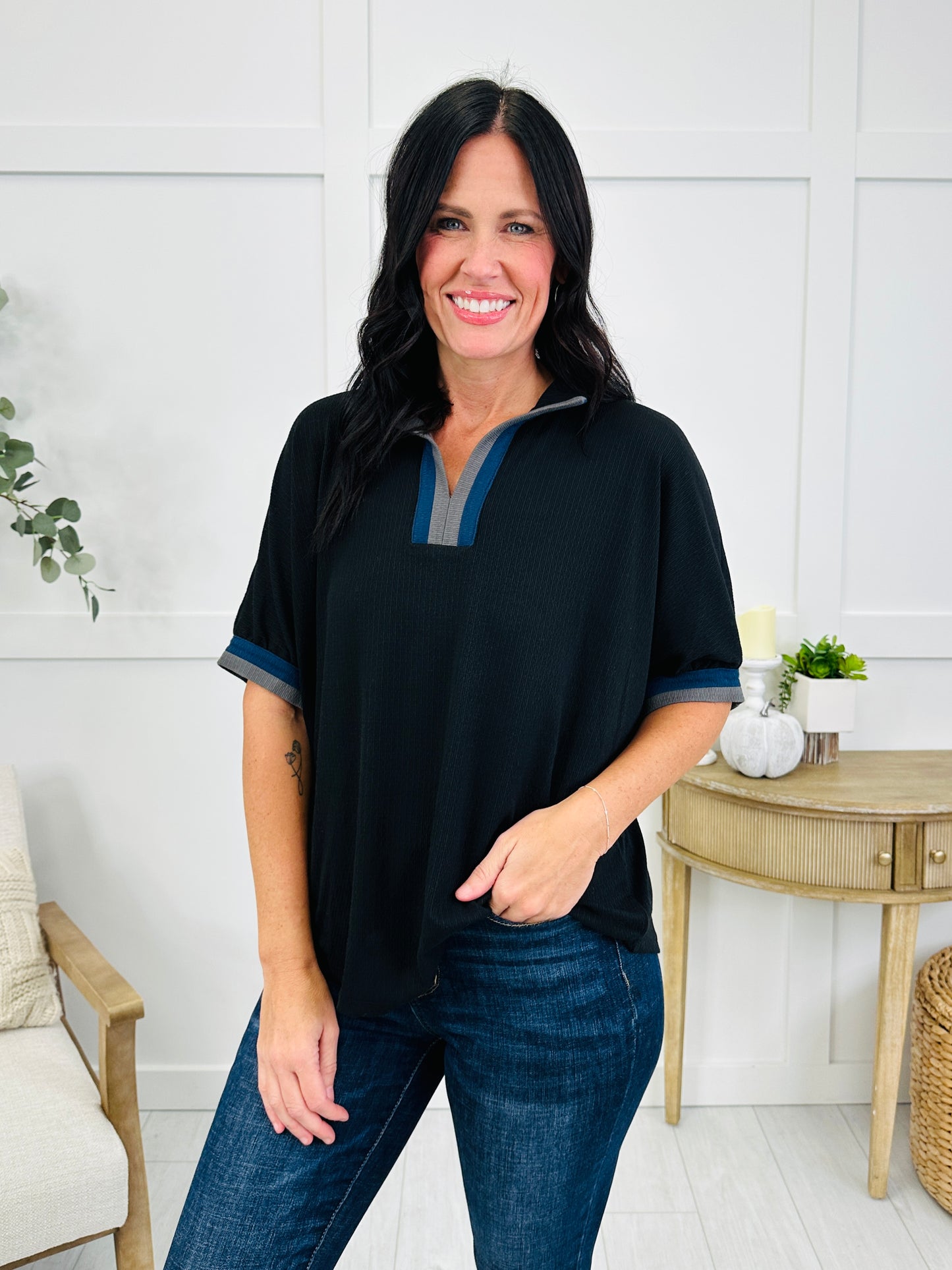 Country Club Chic Top In Black