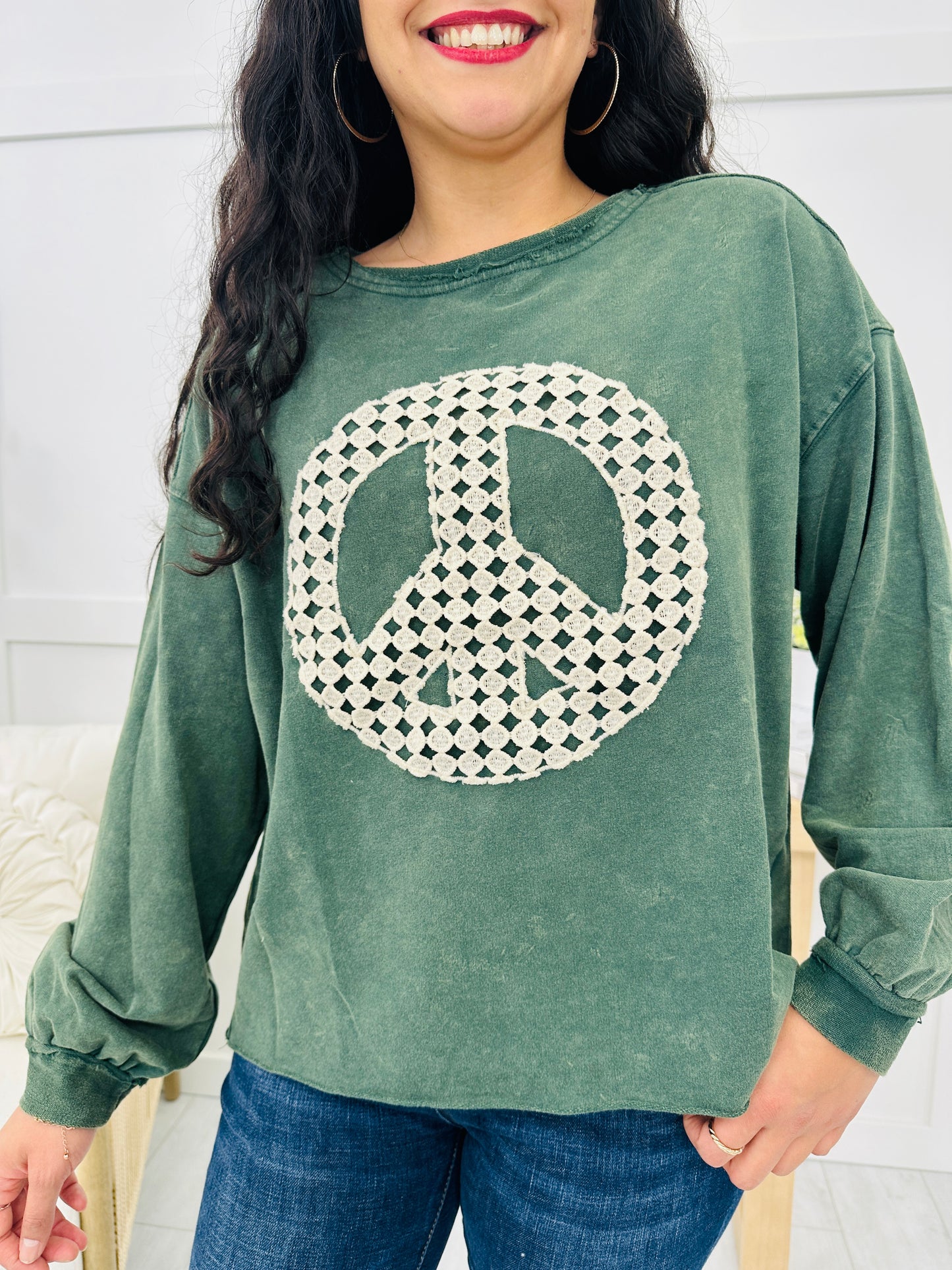 Reg/Curvy Infinite Peace Top-Multiple Colors!