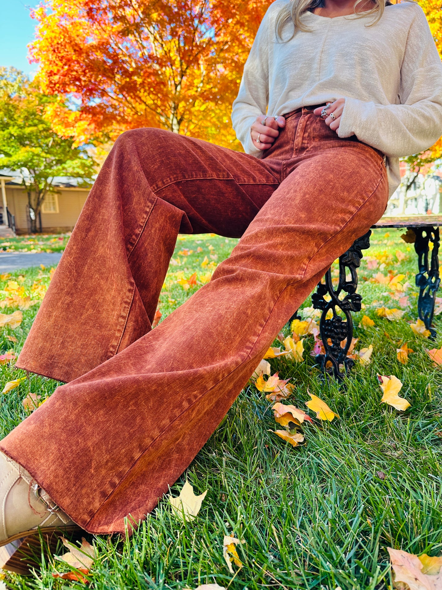 Judy Blue Pumpkin Queen Wide Leg Jeans In Reg/Curvy