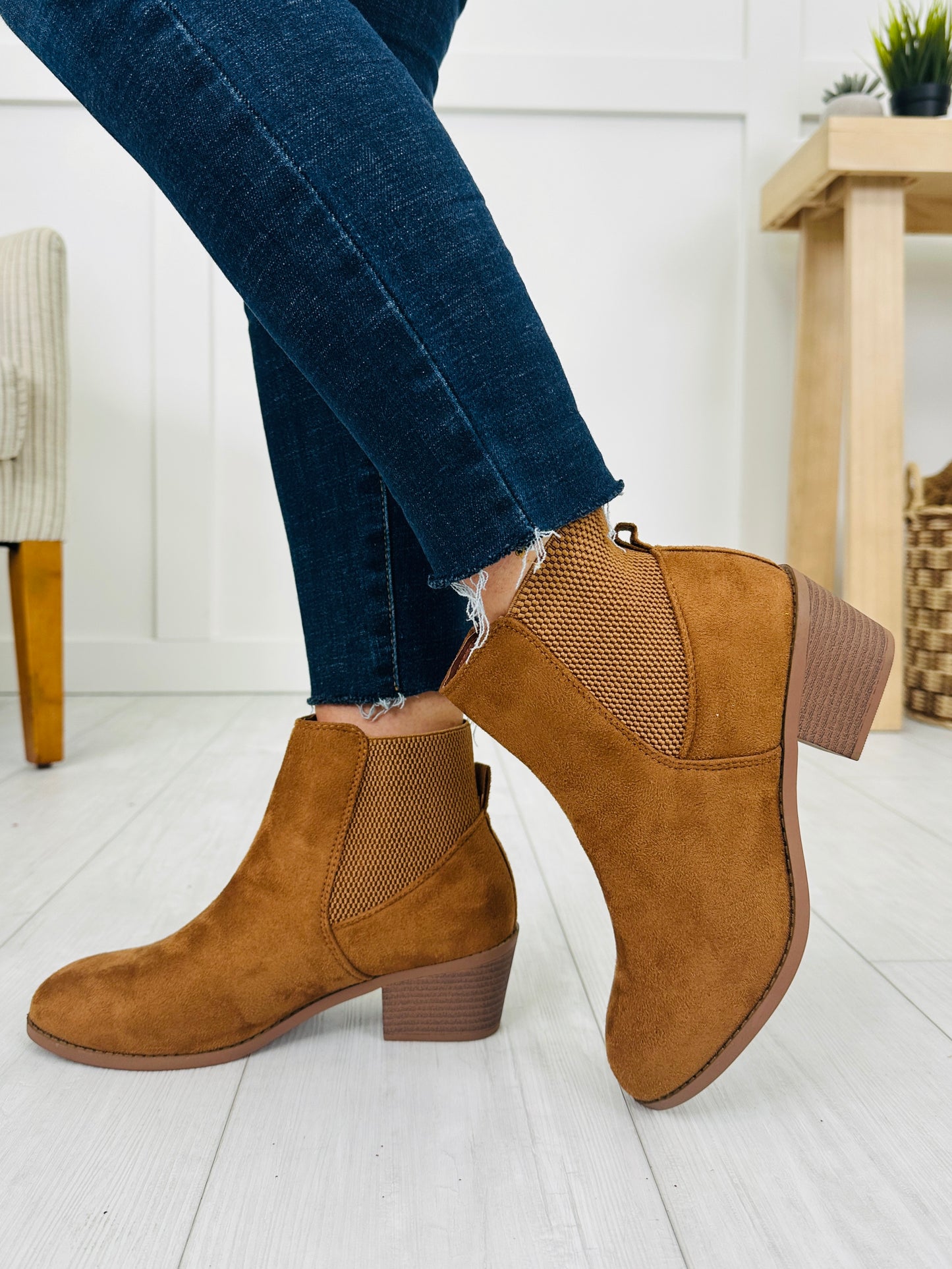 Rebel Root Booties in Tan