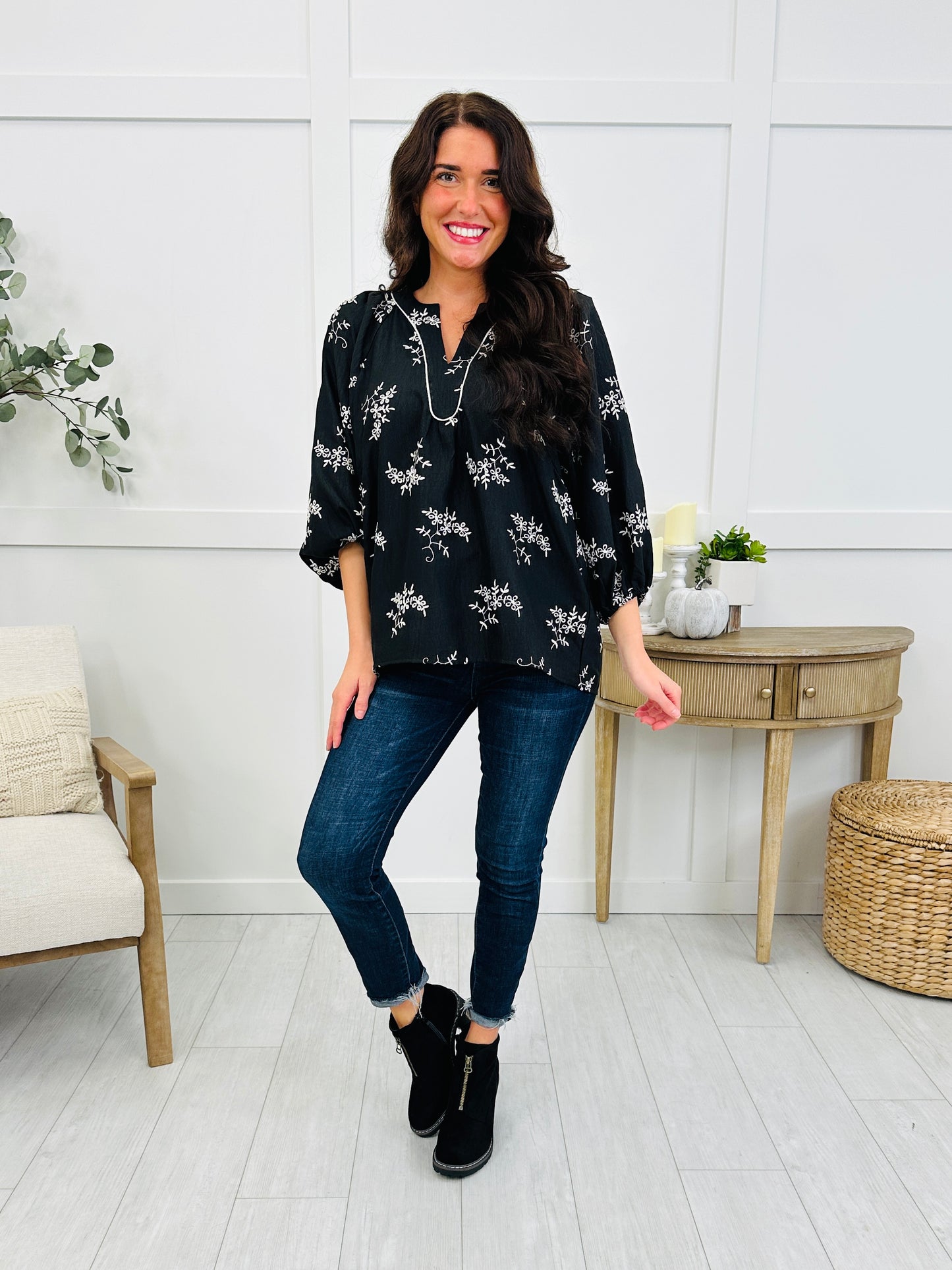 Black & Bloom Top