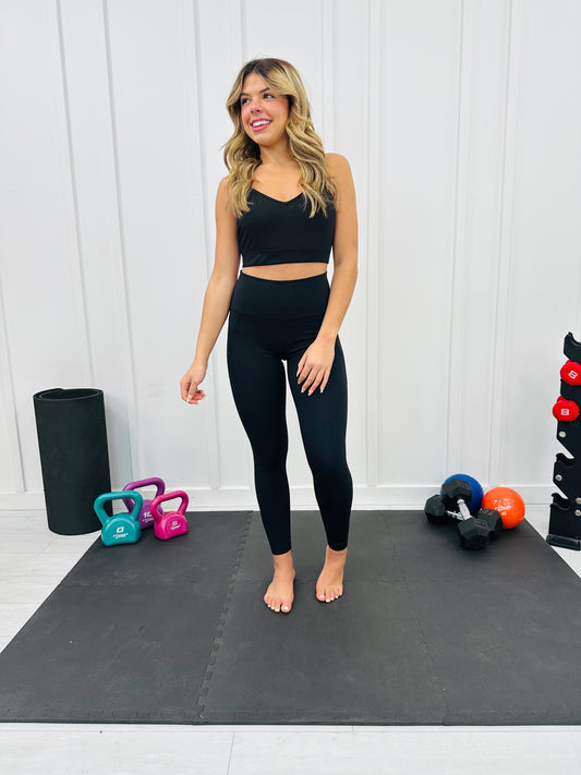 Restock! REG/CURVY Power Flex Leggings In Black